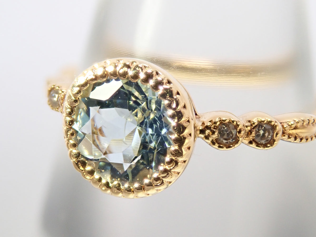 【9/20 22時販売】【カラフリ】K18 アクアマリン 0.65ct・ダイヤモンド0.02ctリング 鑑別カード