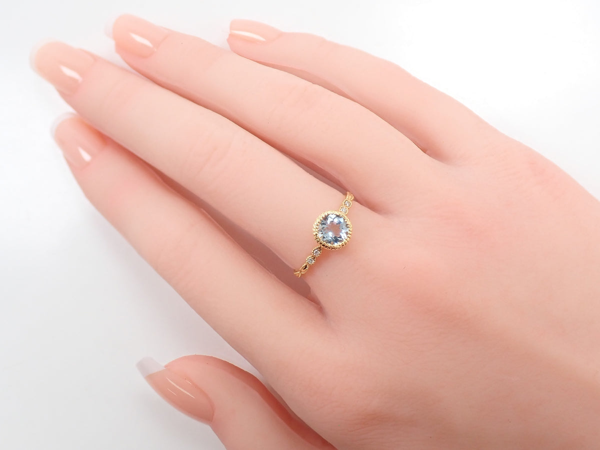 【9/20 22時販売】【カラフリ】K18 アクアマリン 0.65ct・ダイヤモンド0.02ctリング 鑑別カード