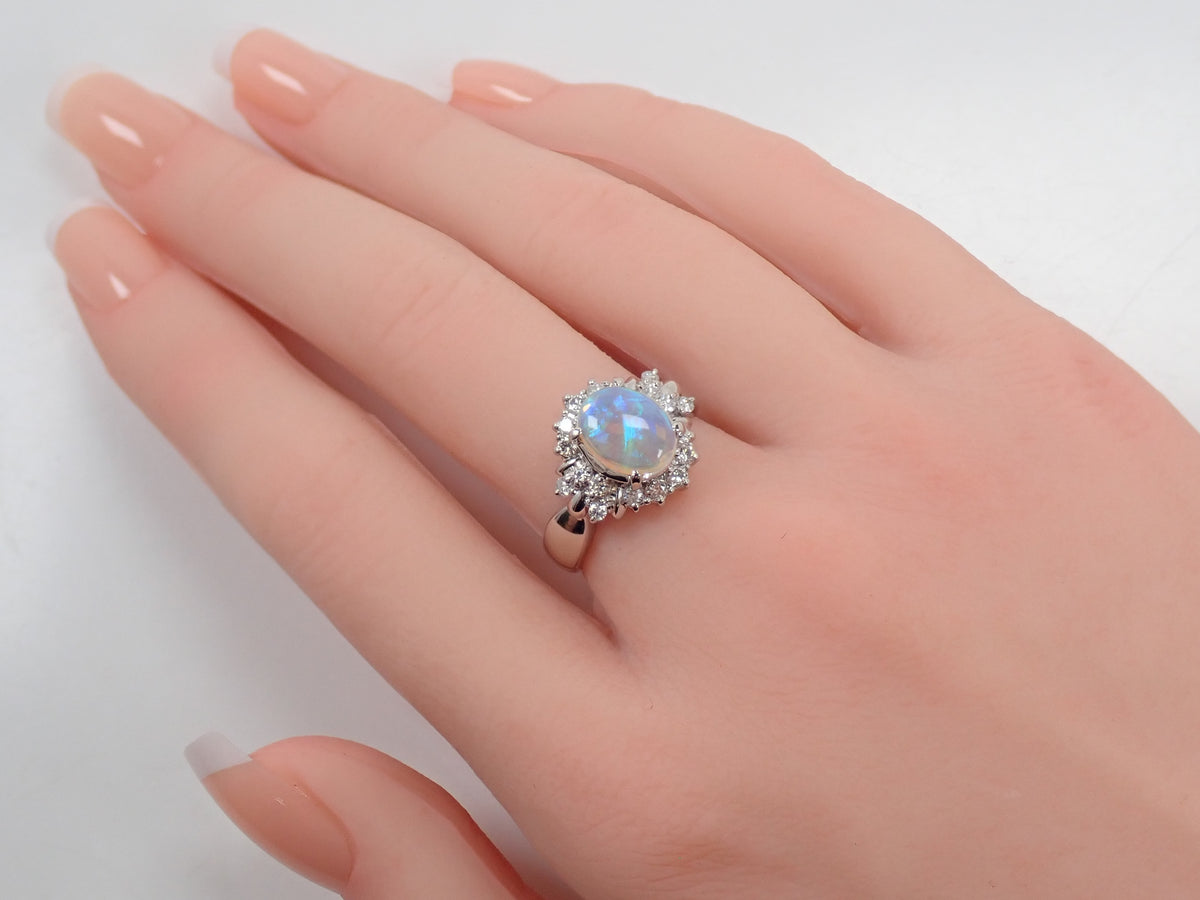 Pt900 オパール 1.10ct ダイヤモンド0.46ctリング
