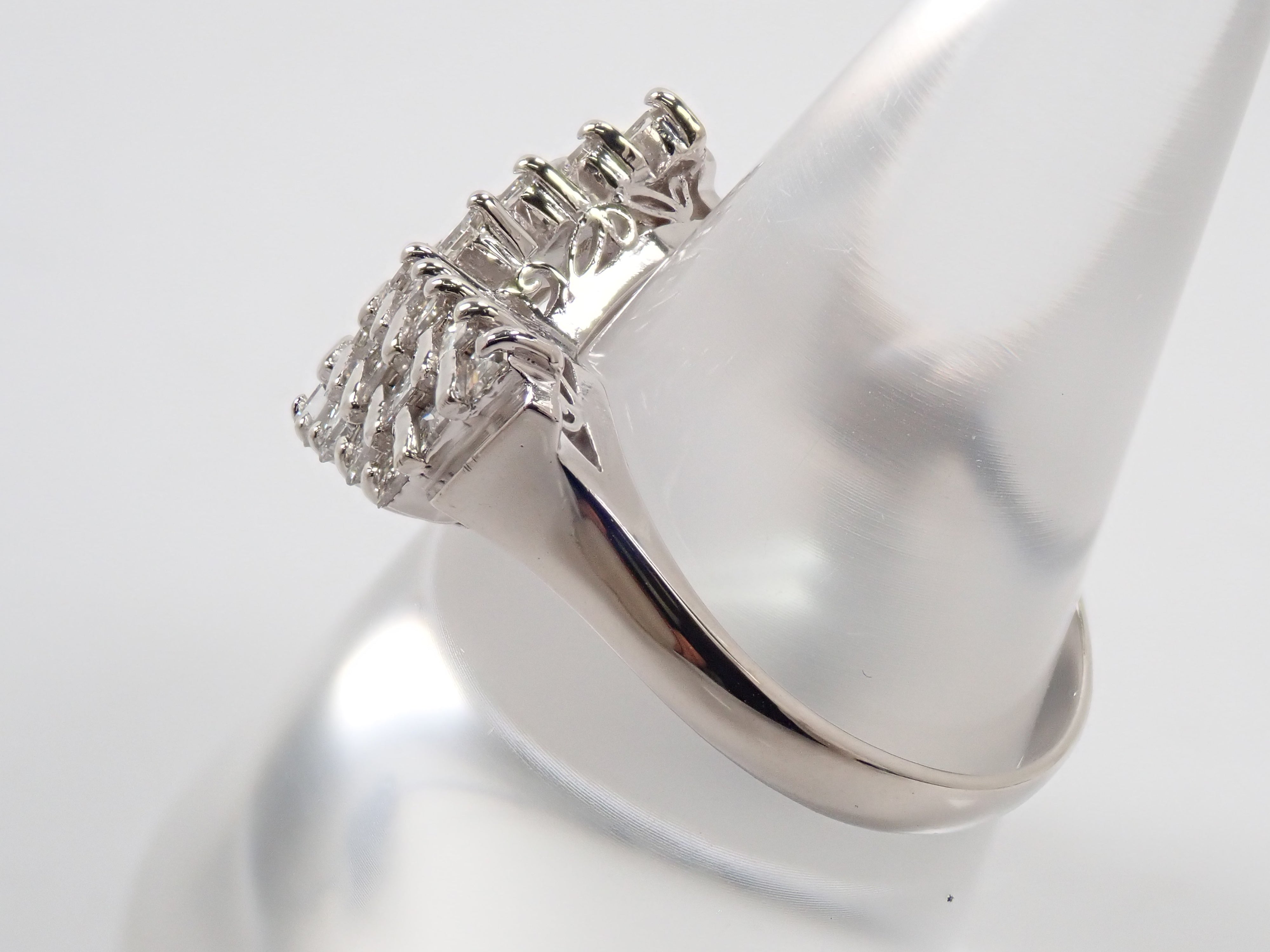 Pt900 ダイヤモンド 1.00ct V字リング