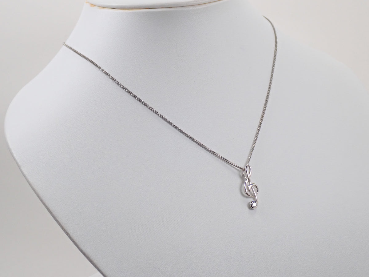 【9/20 22時販売】【カラフリ】 K18WGダイヤモンド 0.09ct ト音記号モチーフ ペンダントトップ(ネックレストップ)