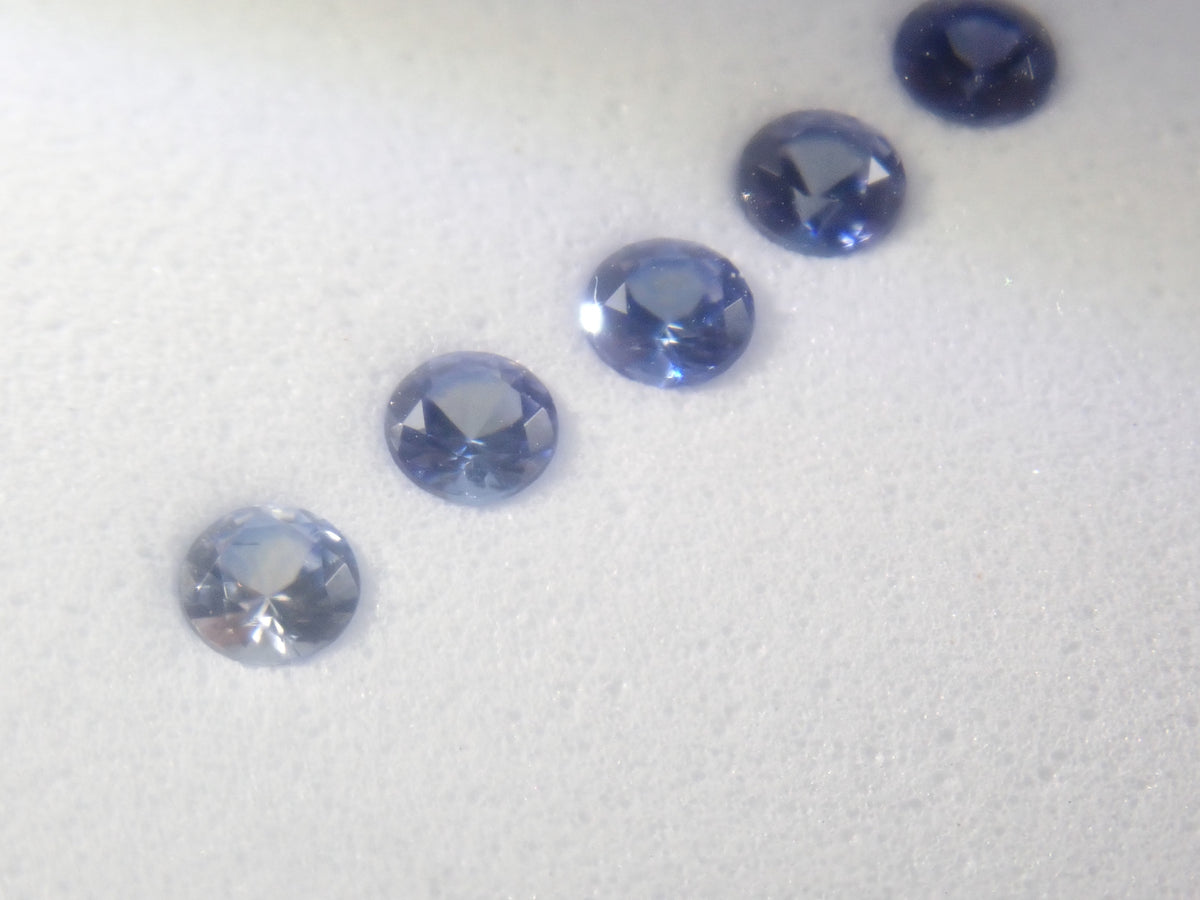 【9/4 22時販売】《限定1セット》ベニトアイトグラデーション5石セット(2.50mm,トップクオリティ含む) 《複数購入割引有》