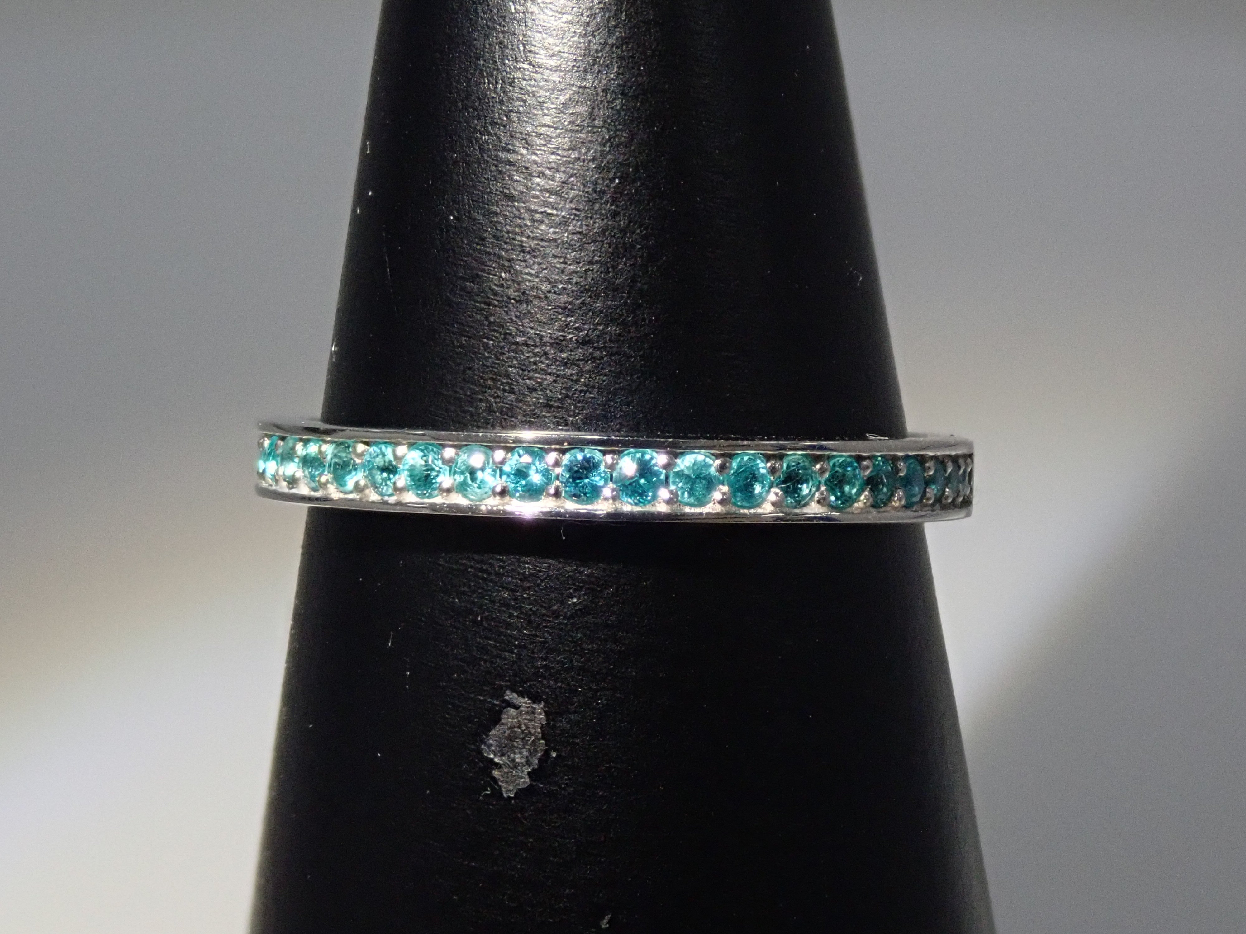 ブラジル産パライバトルマリンリング・ハーフエタニティリングセット(1.2mm)