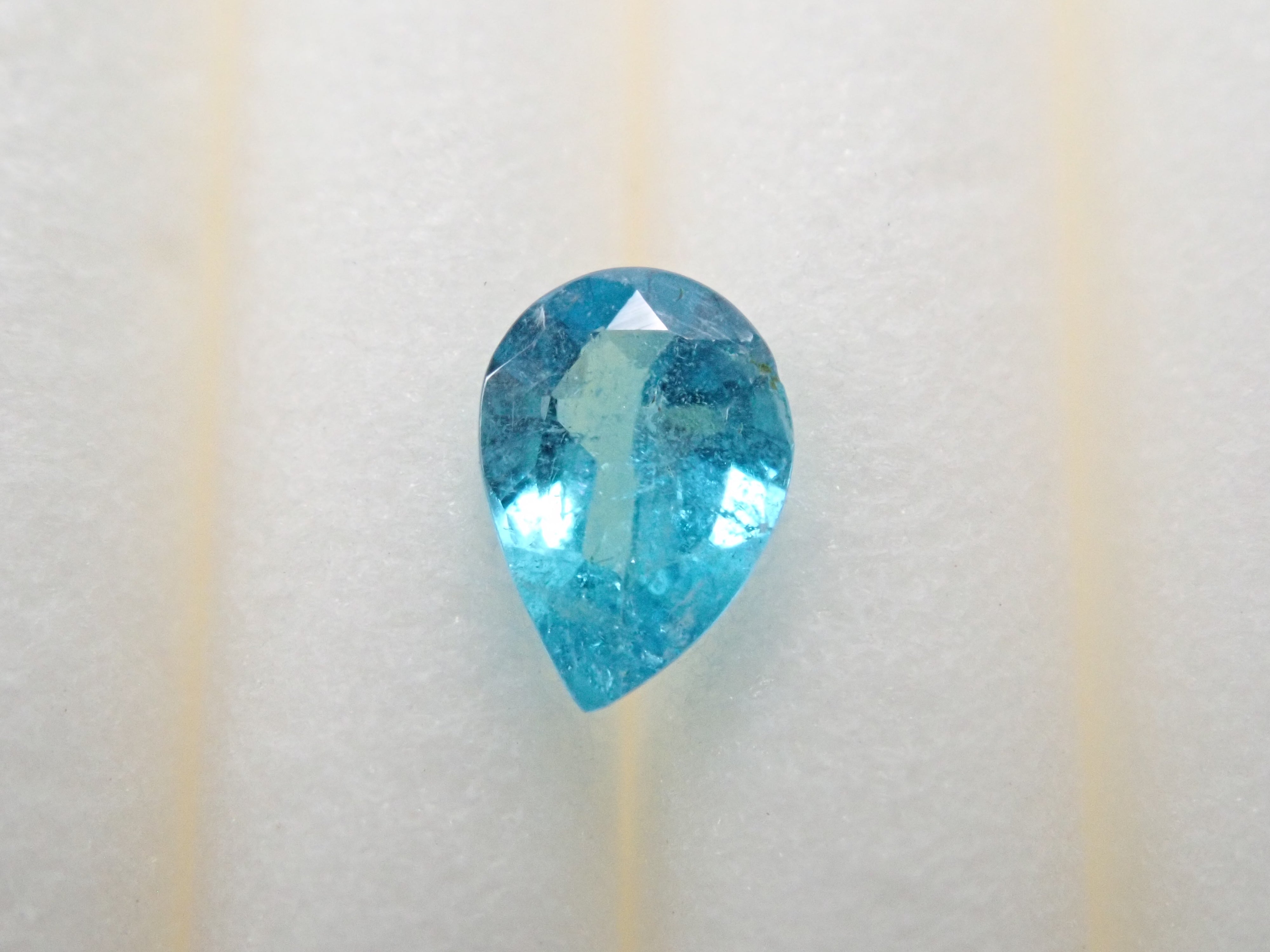 ブラジル産パライバトルマリン 0.120ct《エイトリータ》ルース(CuO:2.0%、MnO:0.7%)