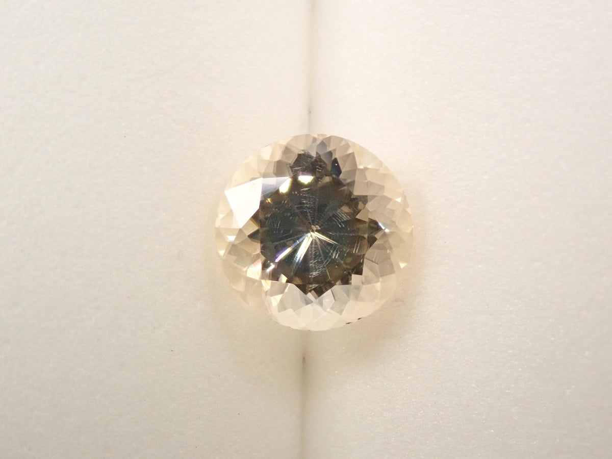 【9/15 22時販売】チェコ産アラゴナイト 8.0mm/2.082ctルース