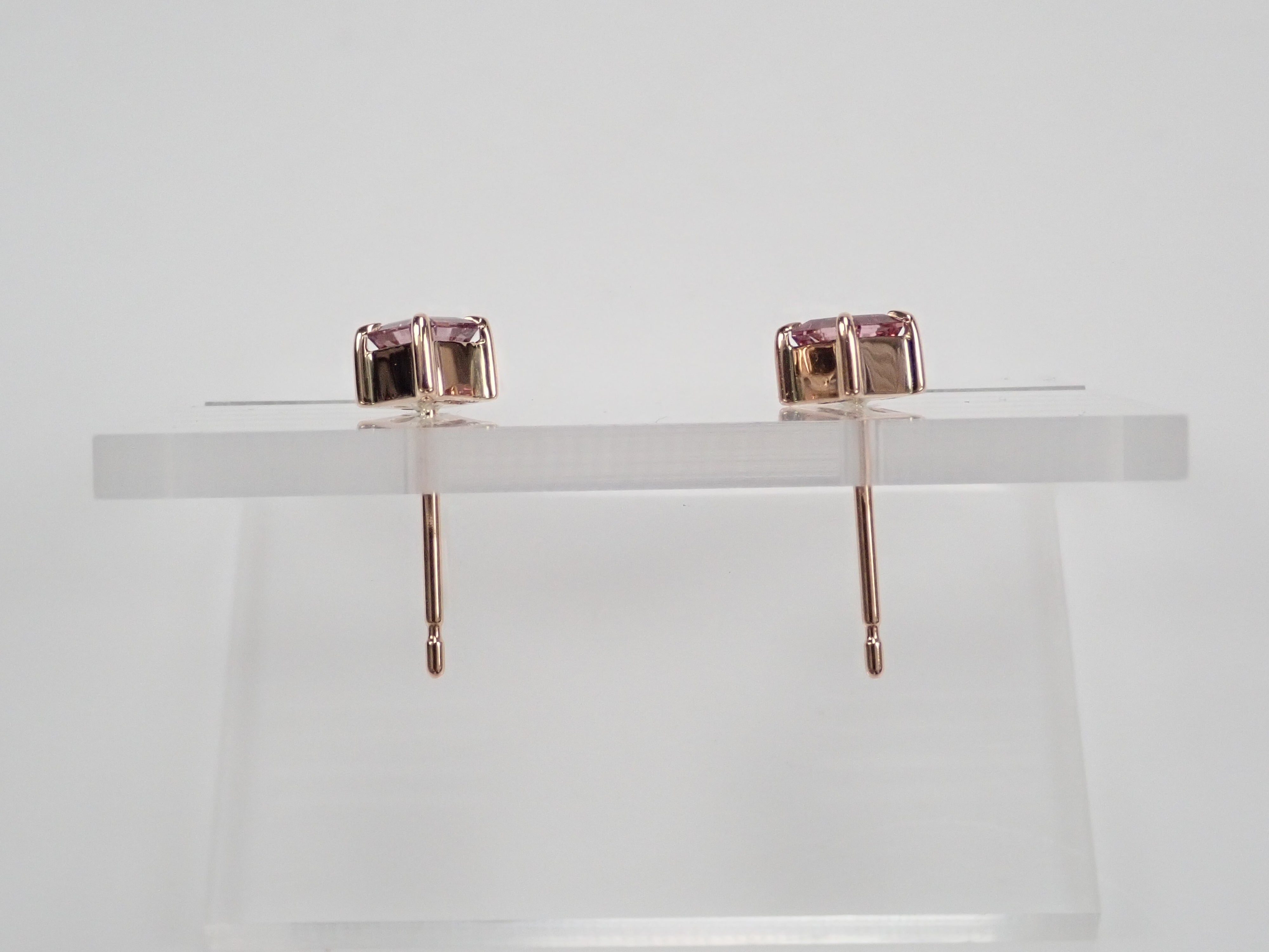 K18PGマダガスカル産ピンクサファイア0.24ct0.25ctピアス(アッシャーカット)