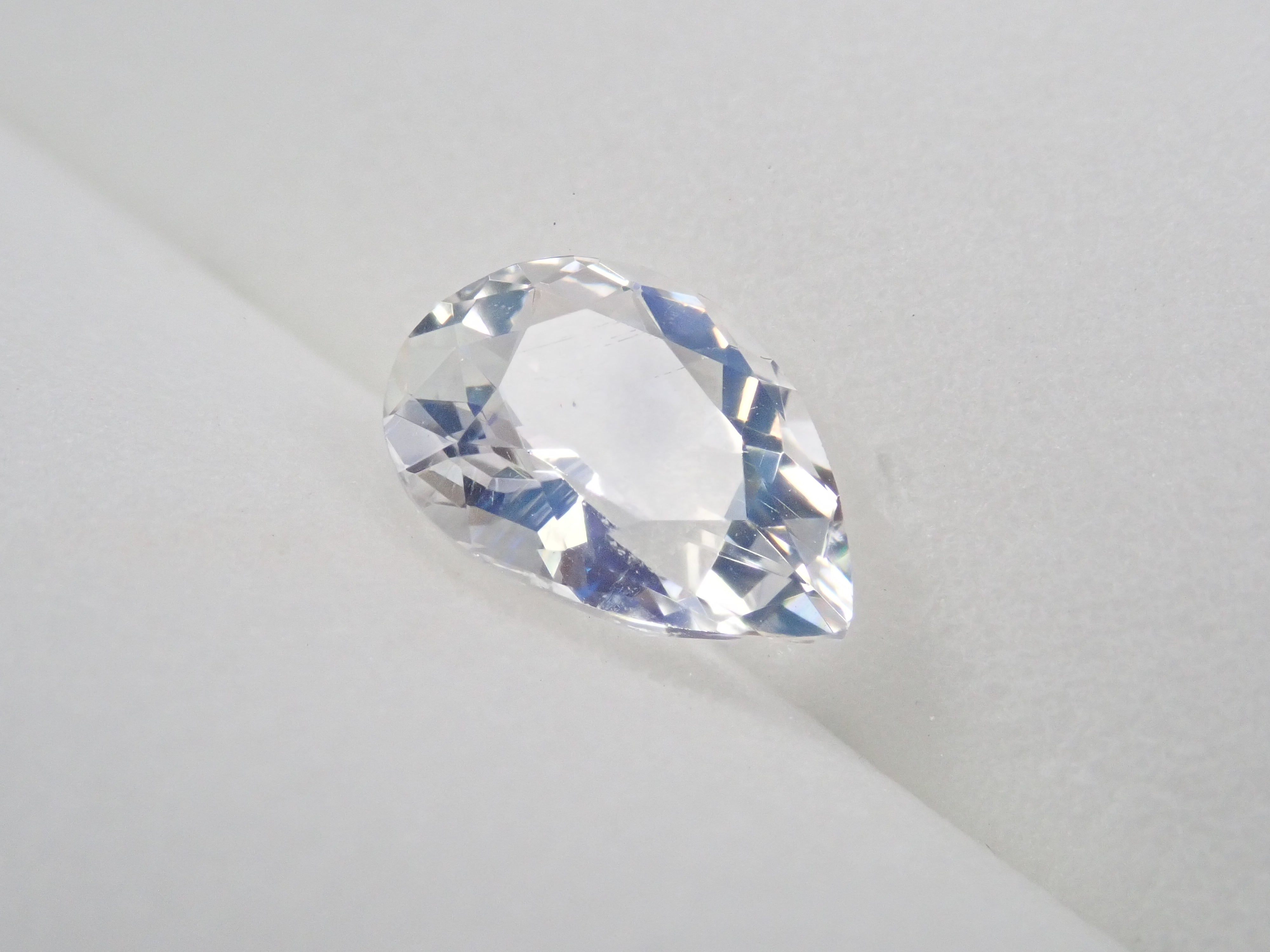 マダガスカル産アンデシン・ラブラドライト(通称名 レインボームーンストーン) 1.127ctルース