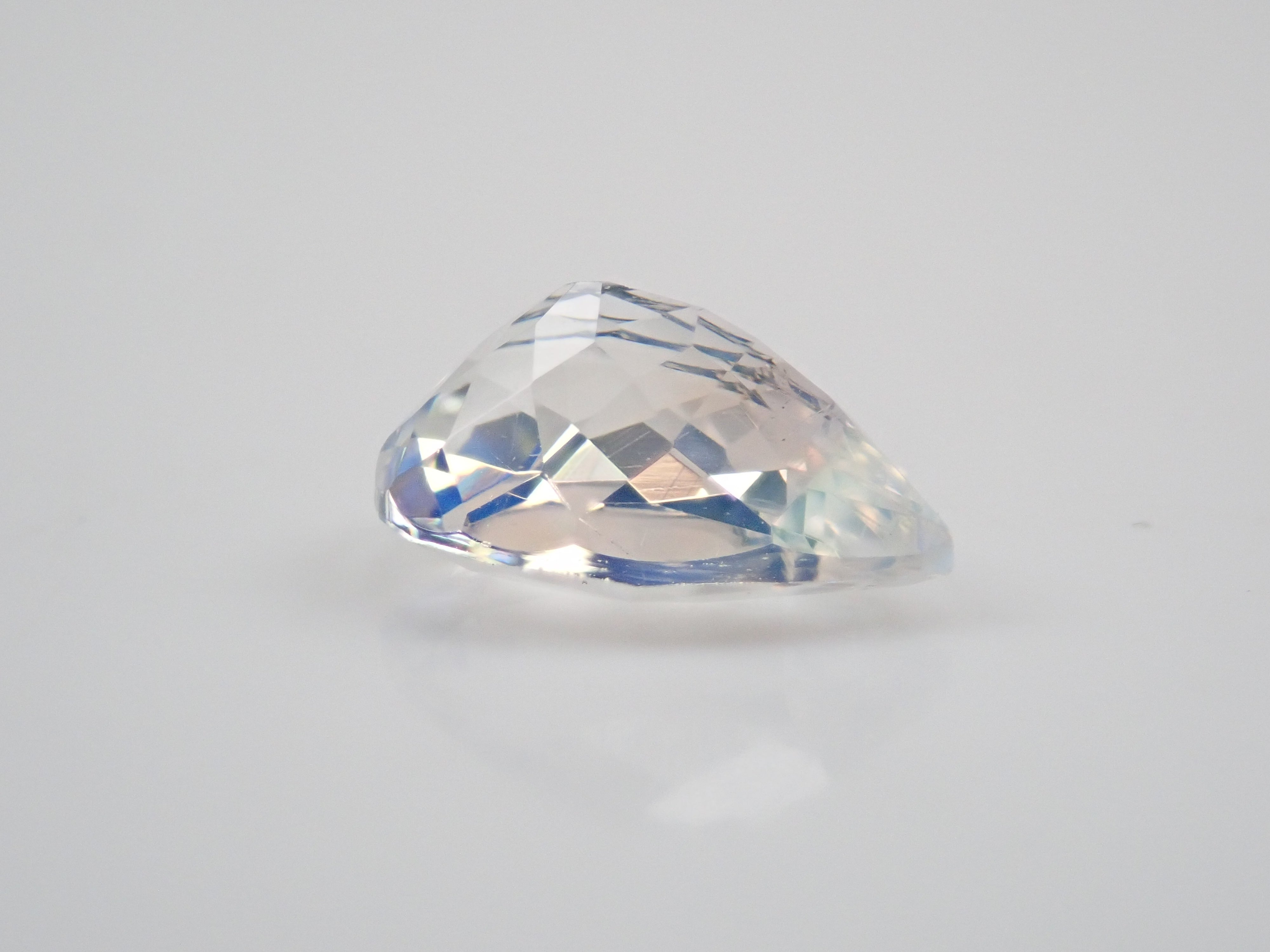 マダガスカル産アンデシン・ラブラドライト(通称名 レインボームーンストーン) 1.127ctルース