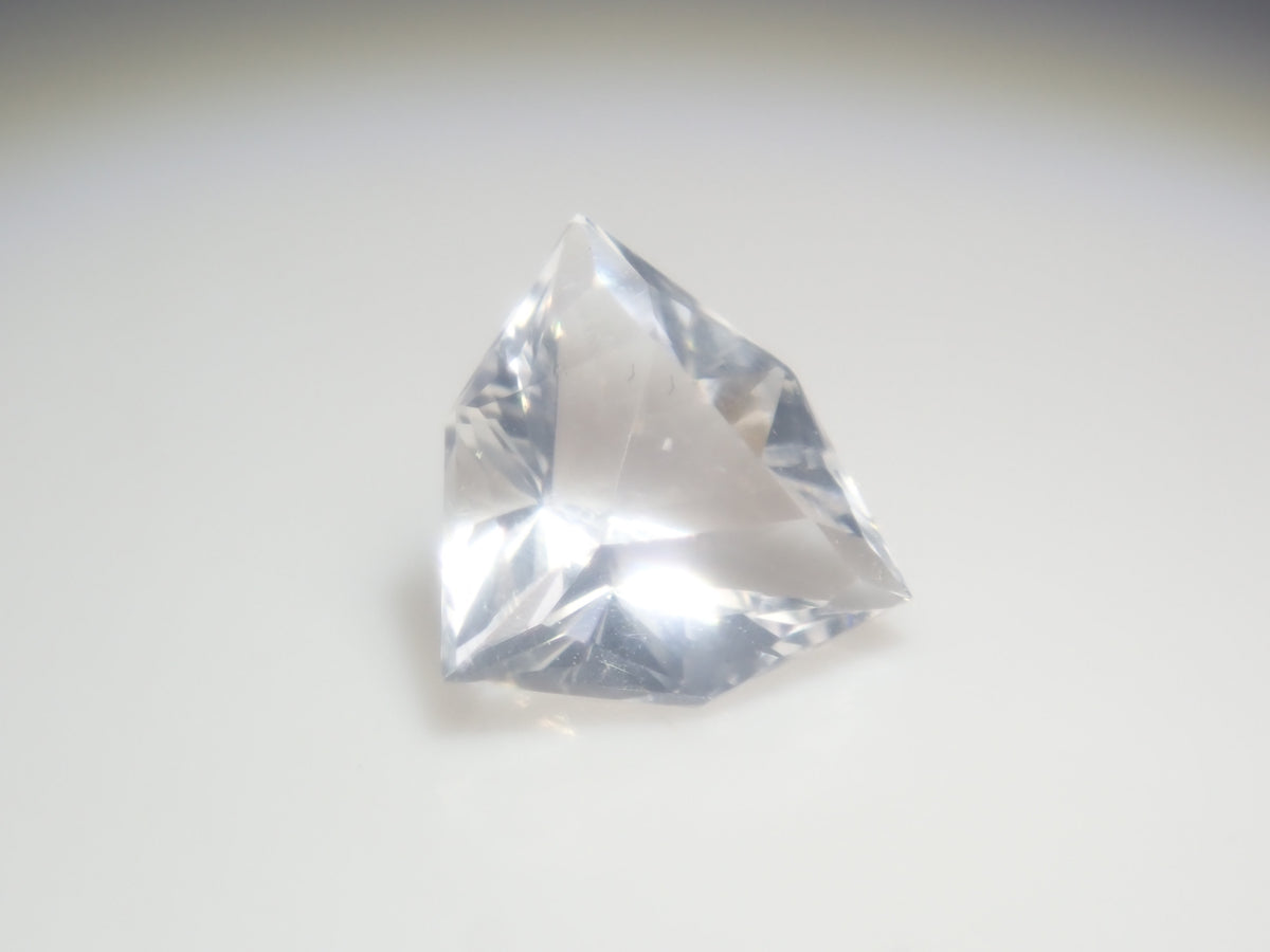 【9/15 22時販売】ブラジル産ゴーシェナイト 0.358ctルース