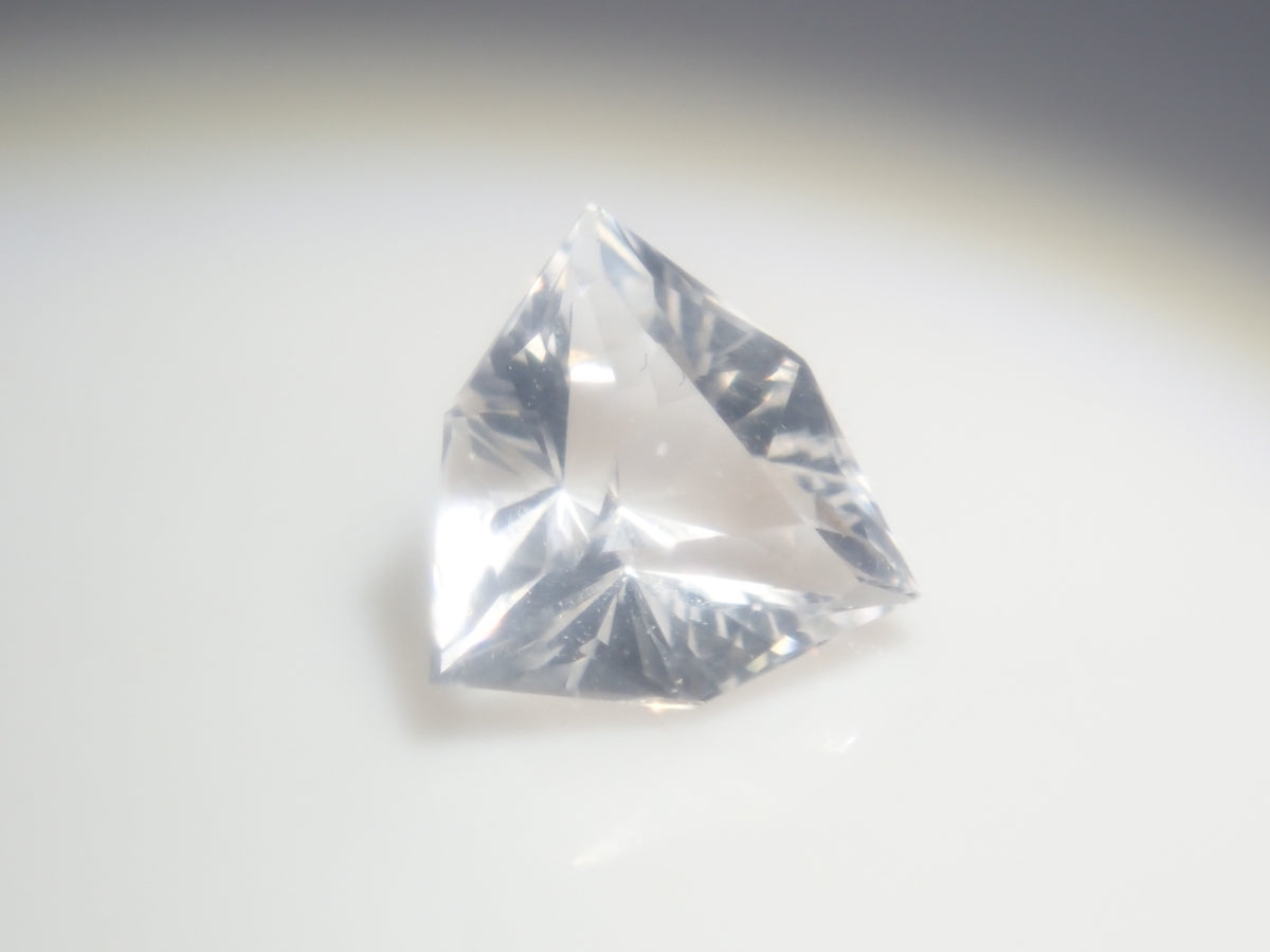 【9/15 22時販売】ブラジル産ゴーシェナイト 0.358ctルース