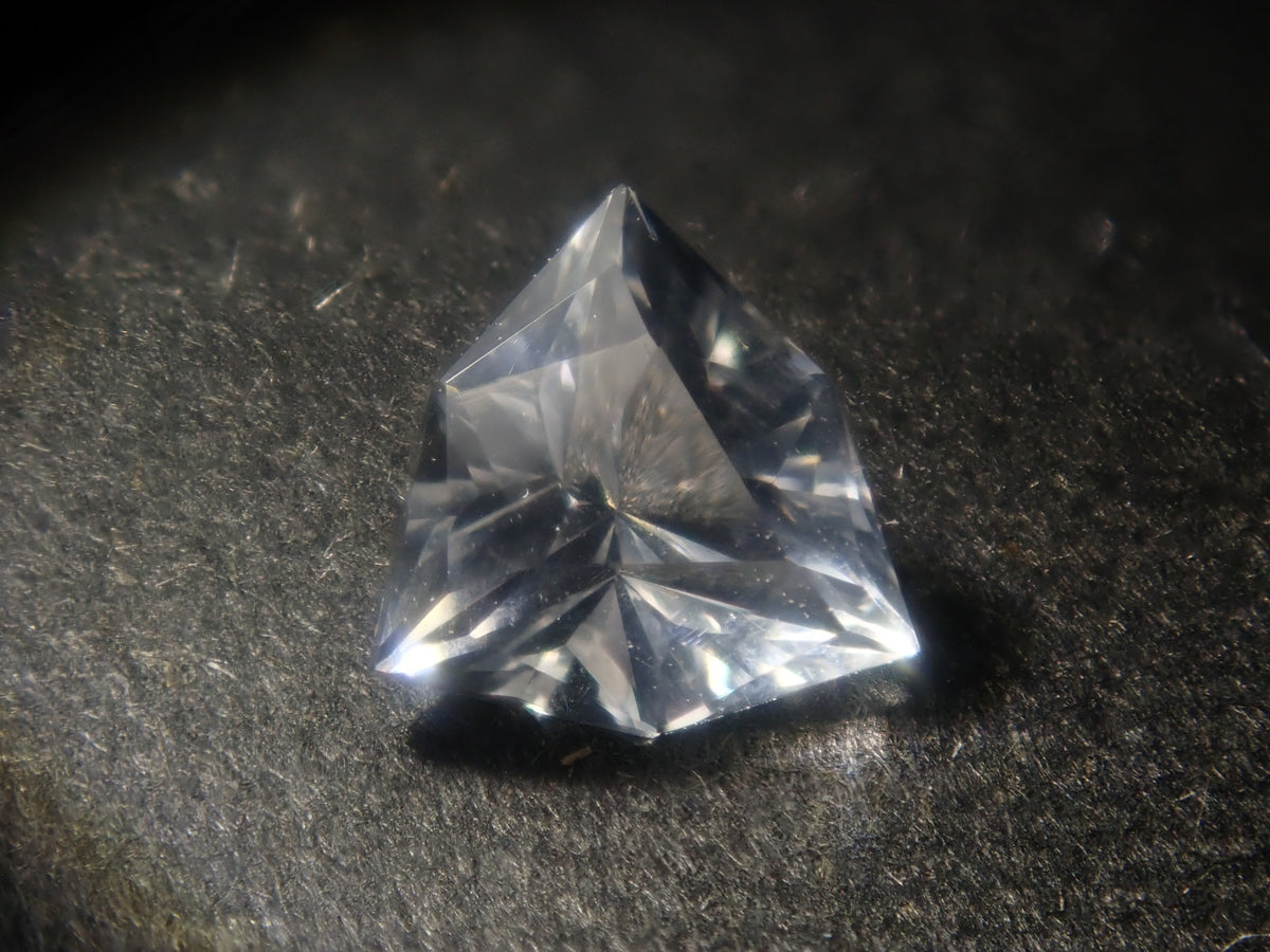 【9/15 22時販売】ブラジル産ゴーシェナイト 0.358ctルース