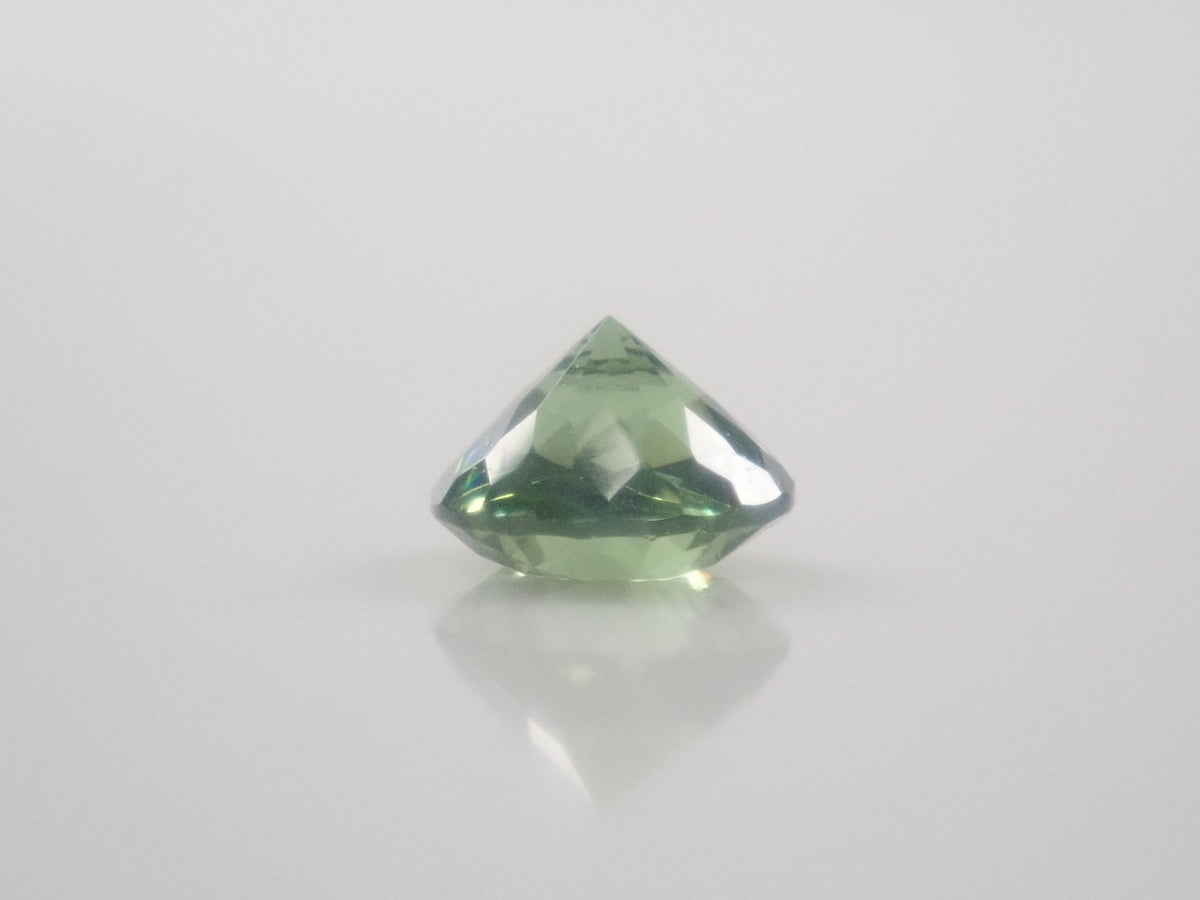 【9/29 22時販売】スリランカ産グリーンジルコン 4.2mm/0.424ctルース