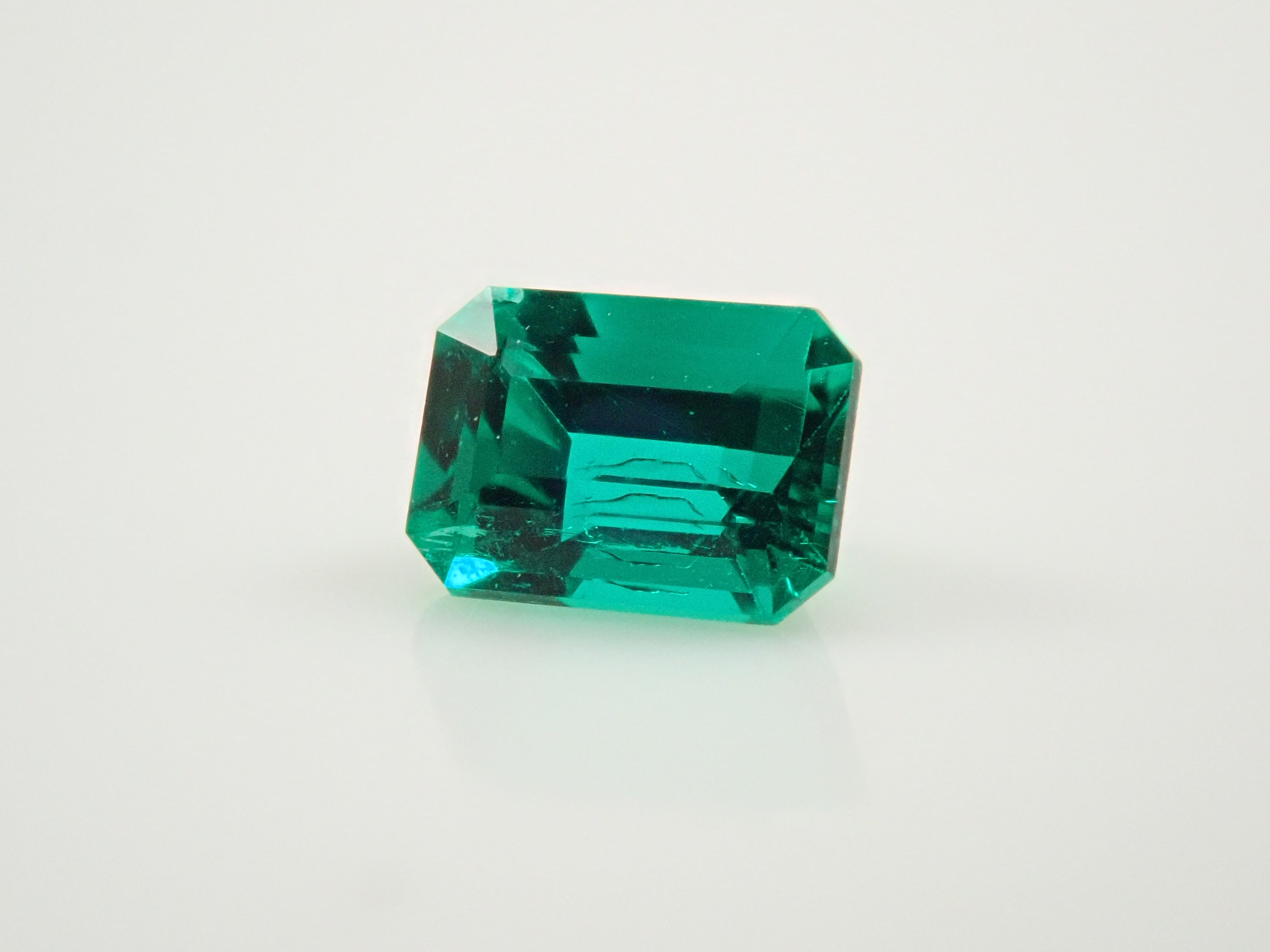 【12560392掲載】コロンビア産ノンオイルエメラルド 0.120ctルース