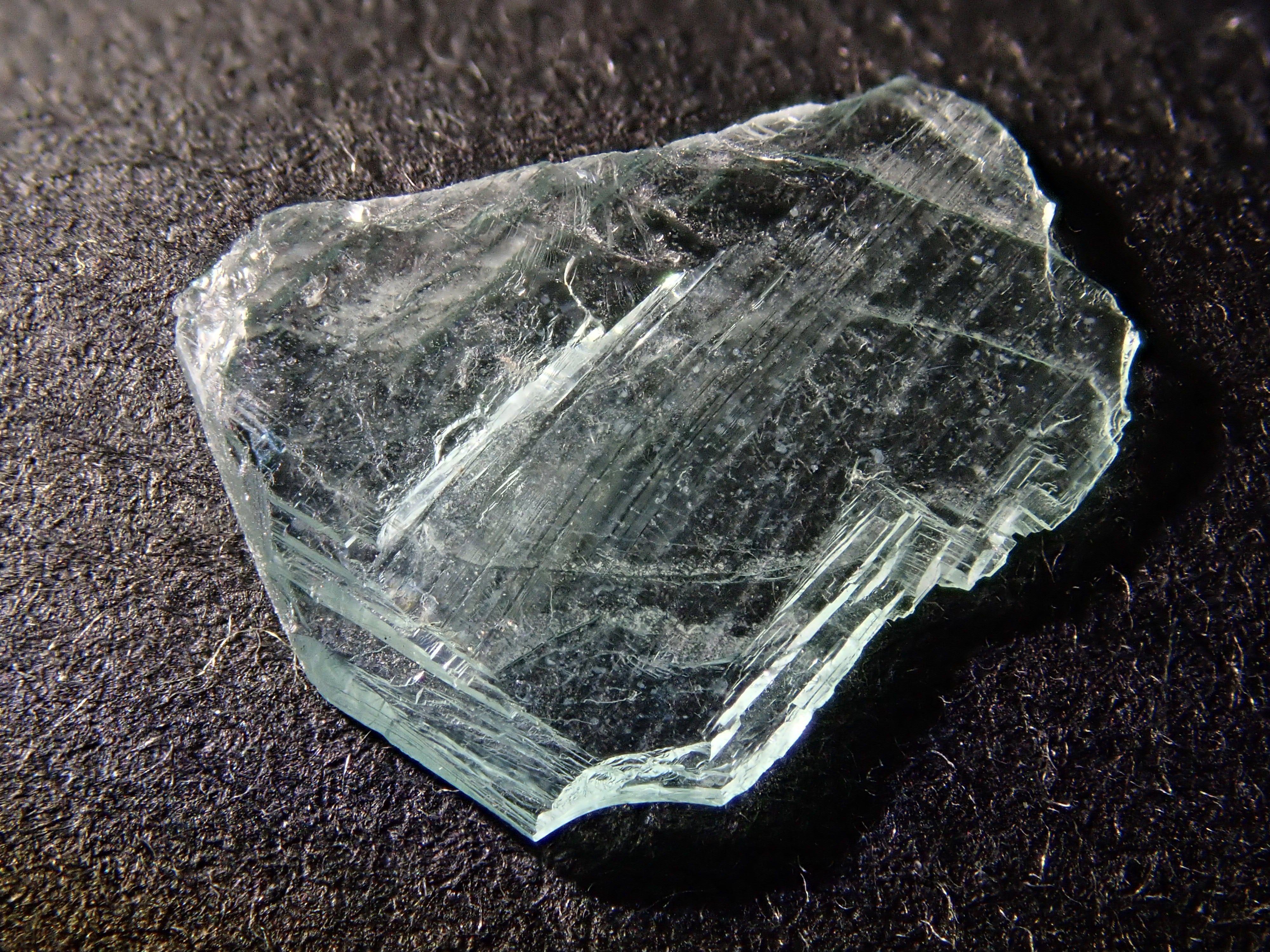 【12560205掲載】フォスフォフィライト 0.741ct原石