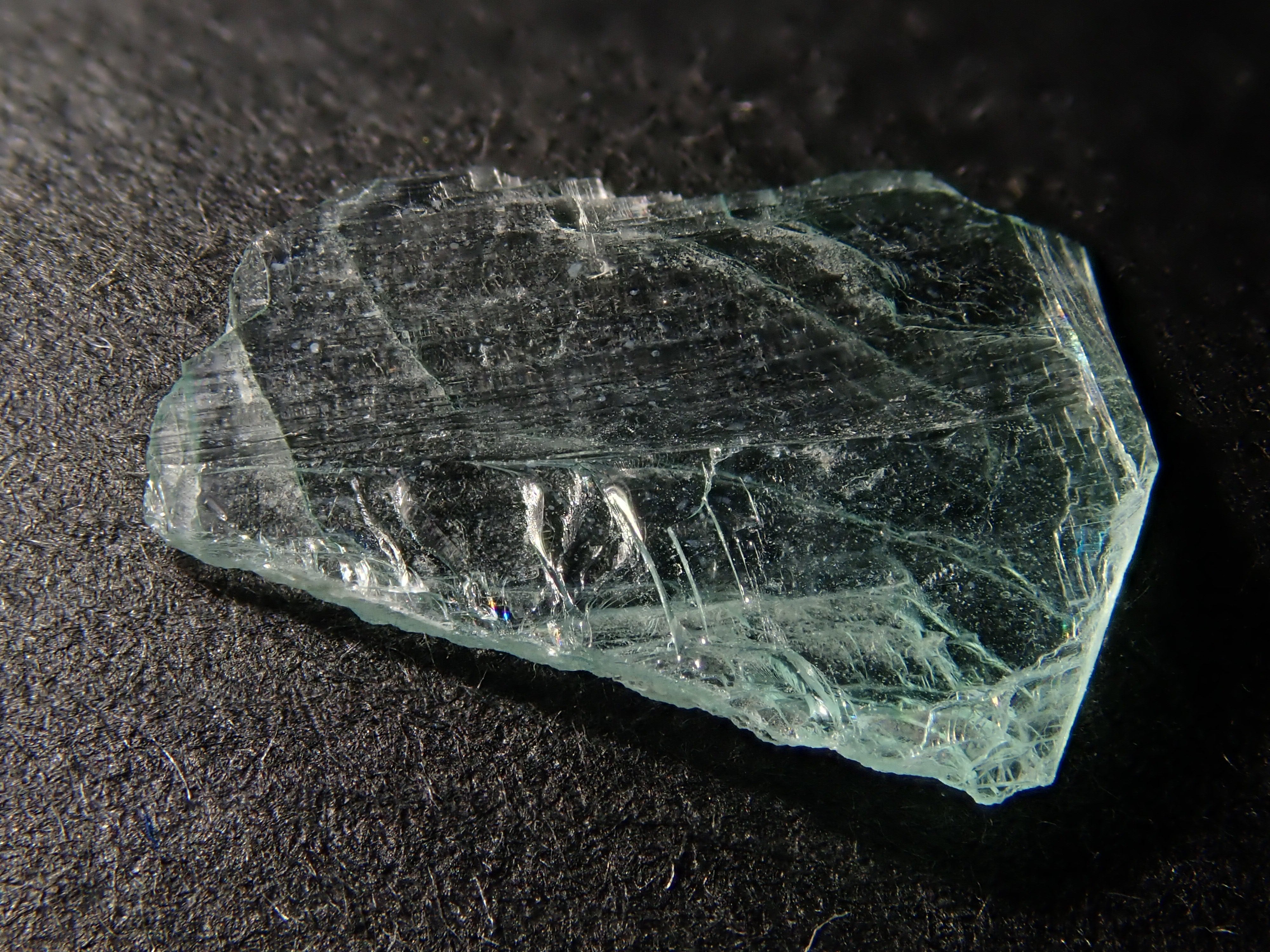 【12560205掲載】フォスフォフィライト 0.741ct原石