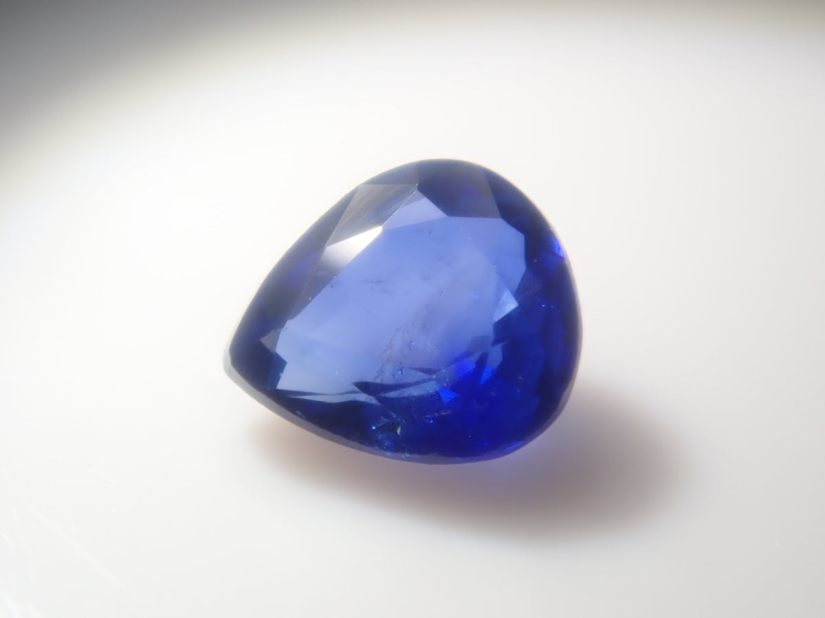 【9/18 22時販売】《限定8石》スリランカ産サファイア1石ルース(ペアシェイプカット,平均0.25ct)《複数購入割引有》