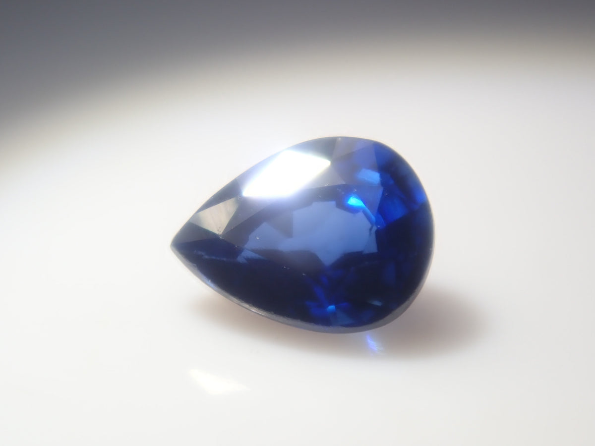 【9/18 22時販売】《限定8石》スリランカ産サファイア1石ルース(ペアシェイプカット,平均0.25ct)《複数購入割引有》