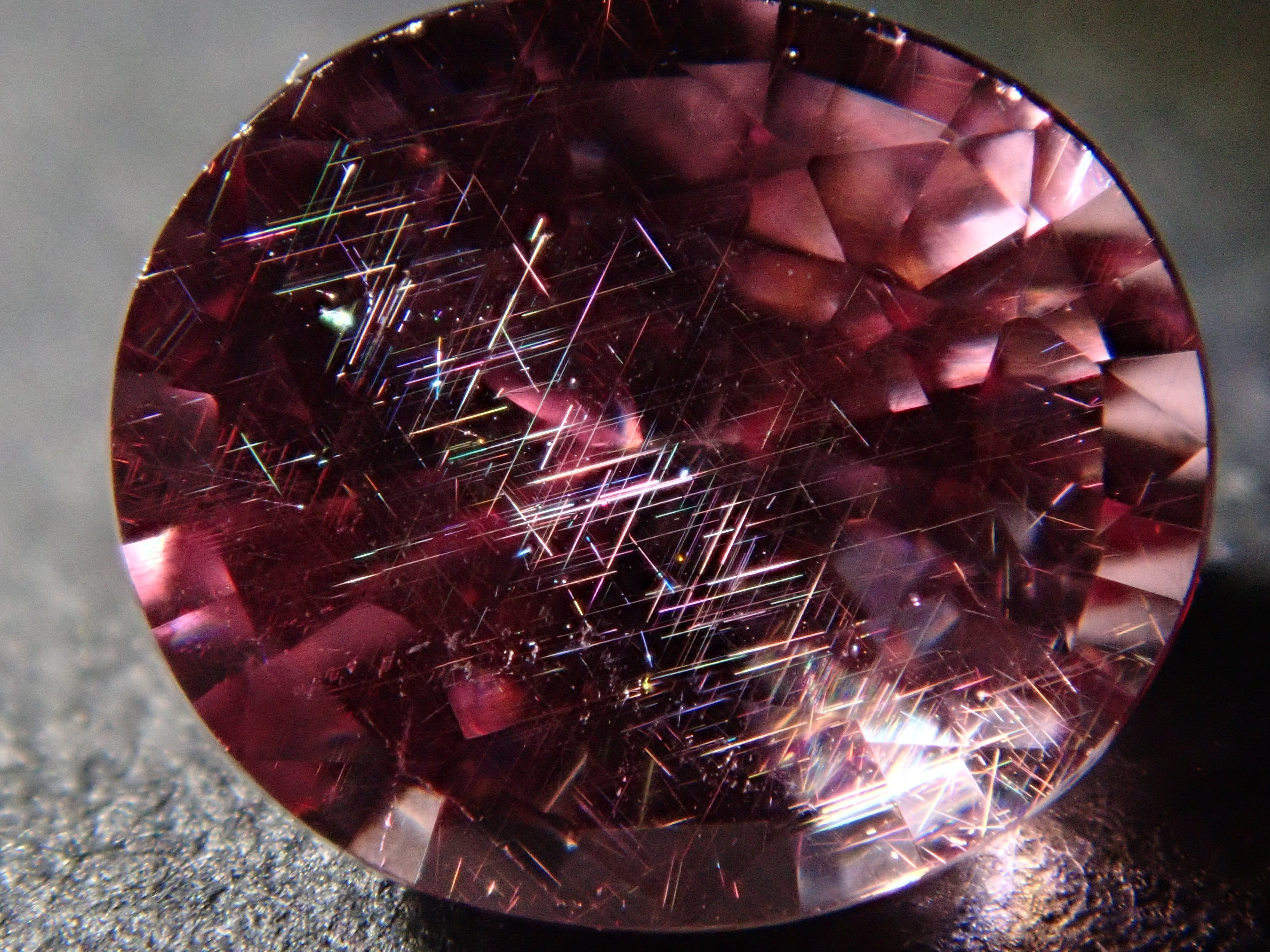 【12560367掲載】ドラゴンガーネット 1.181ctルース