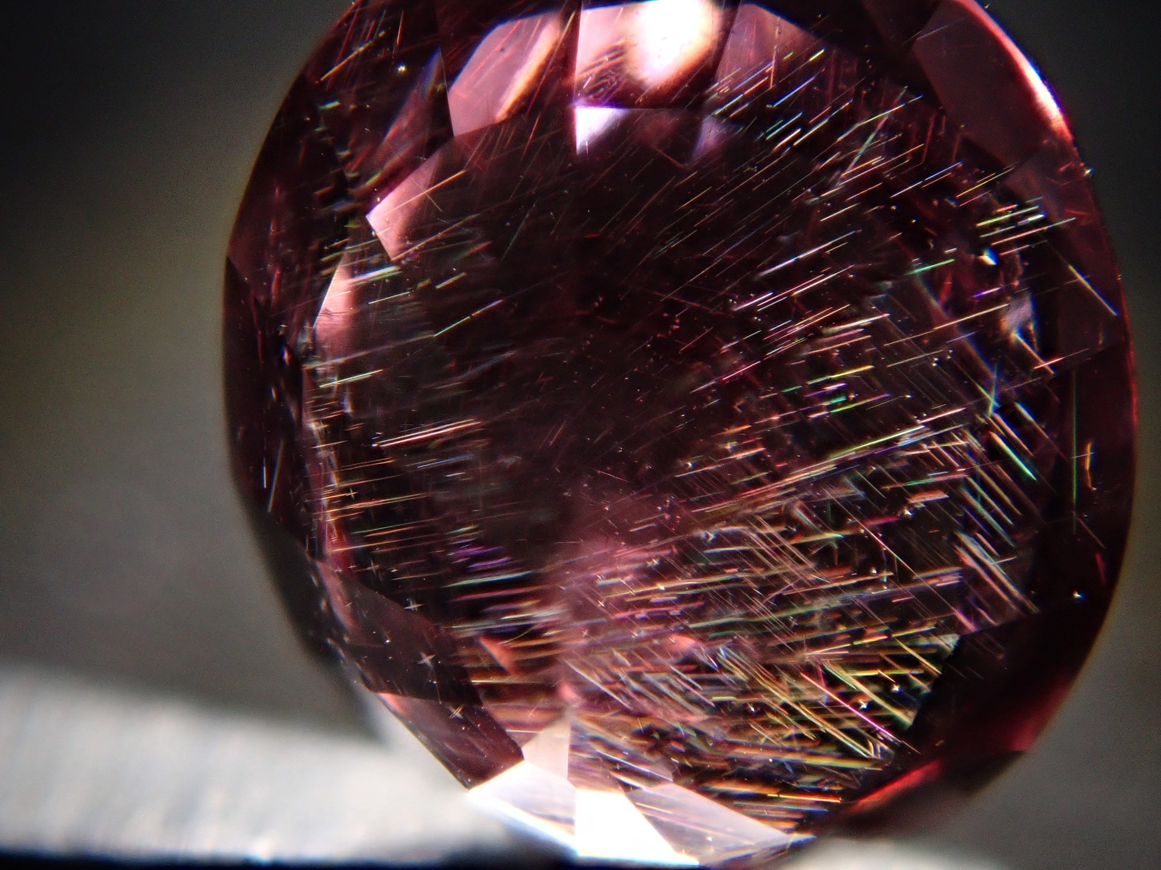 【12560367掲載】ドラゴンガーネット 1.181ctルース