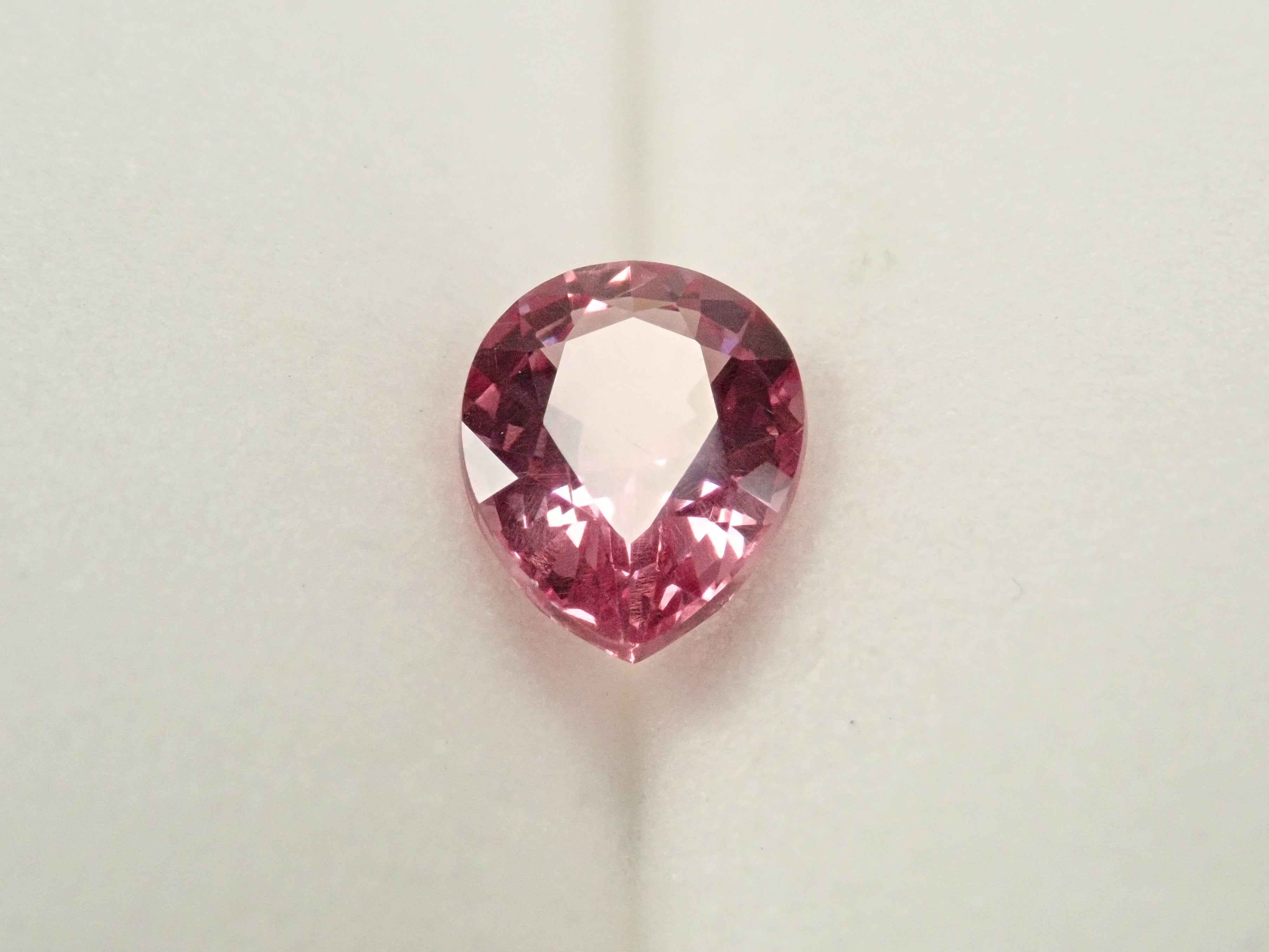 【12560368掲載】ドラゴンガーネット 1.042ctルース