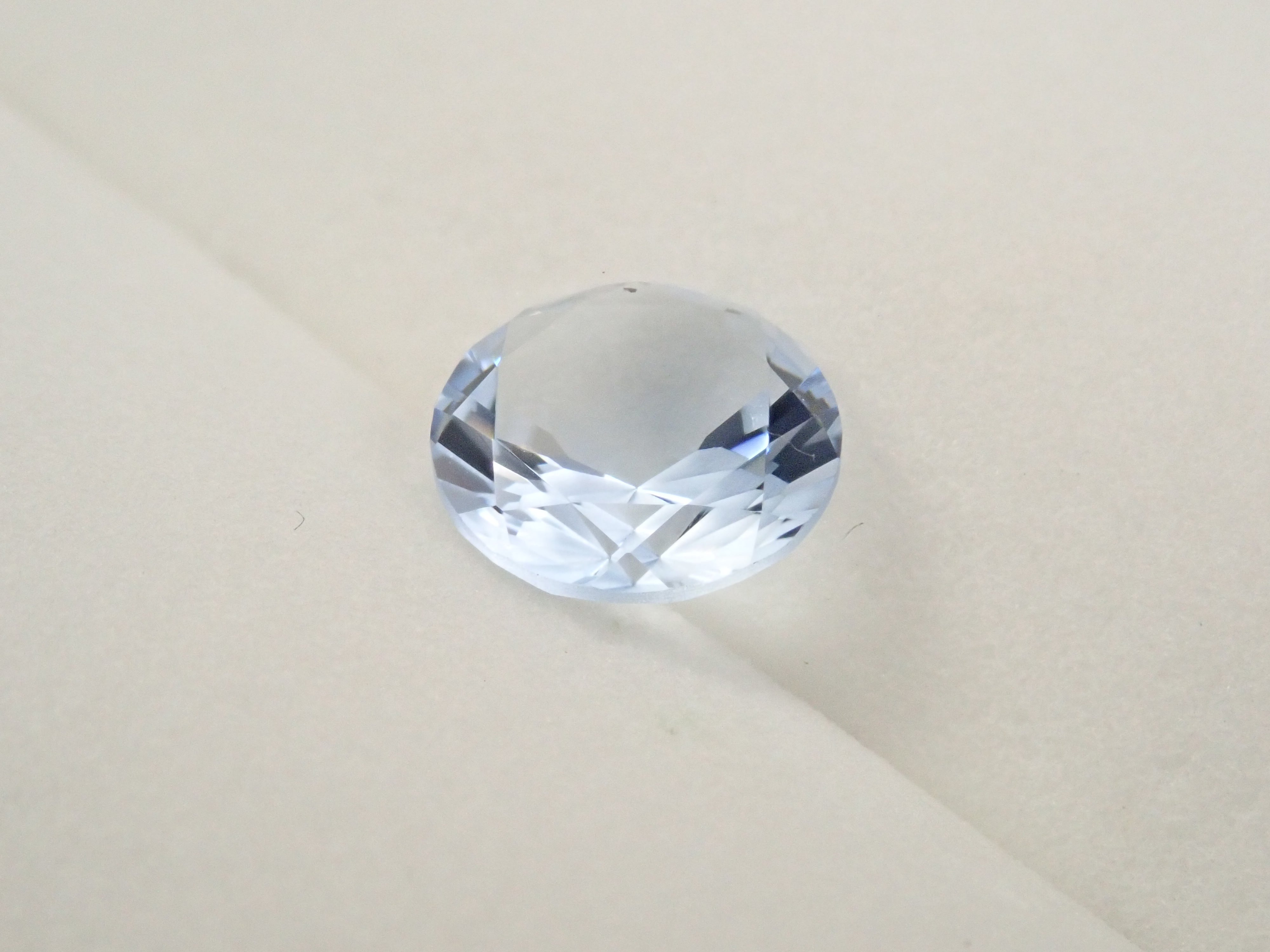 【12560378掲載】シベリアンブルークォーツ(合成クォーツ) 1.067ctルース