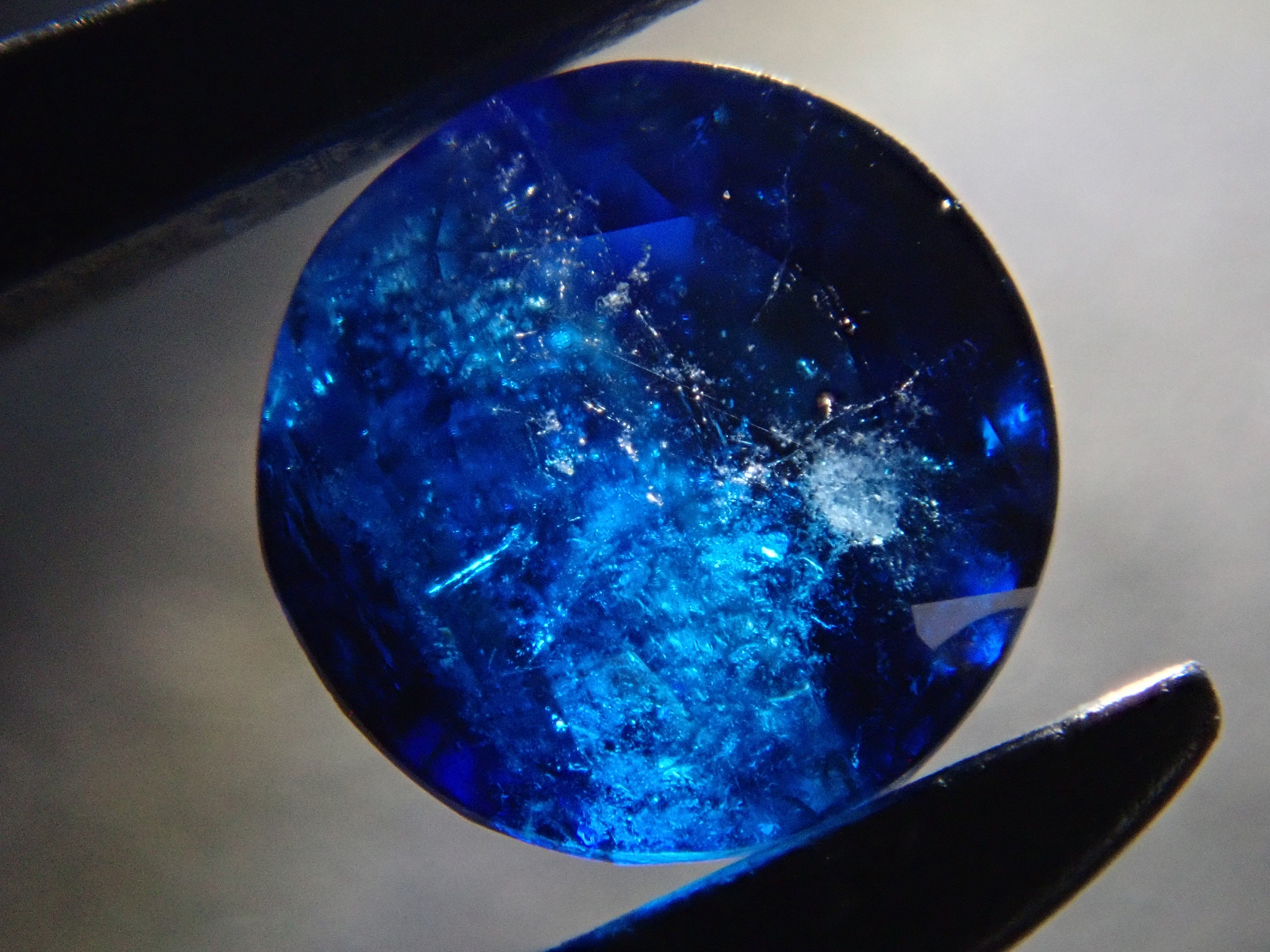 【12560352掲載】ジンバブエ産ユークレース 0.397ctルース