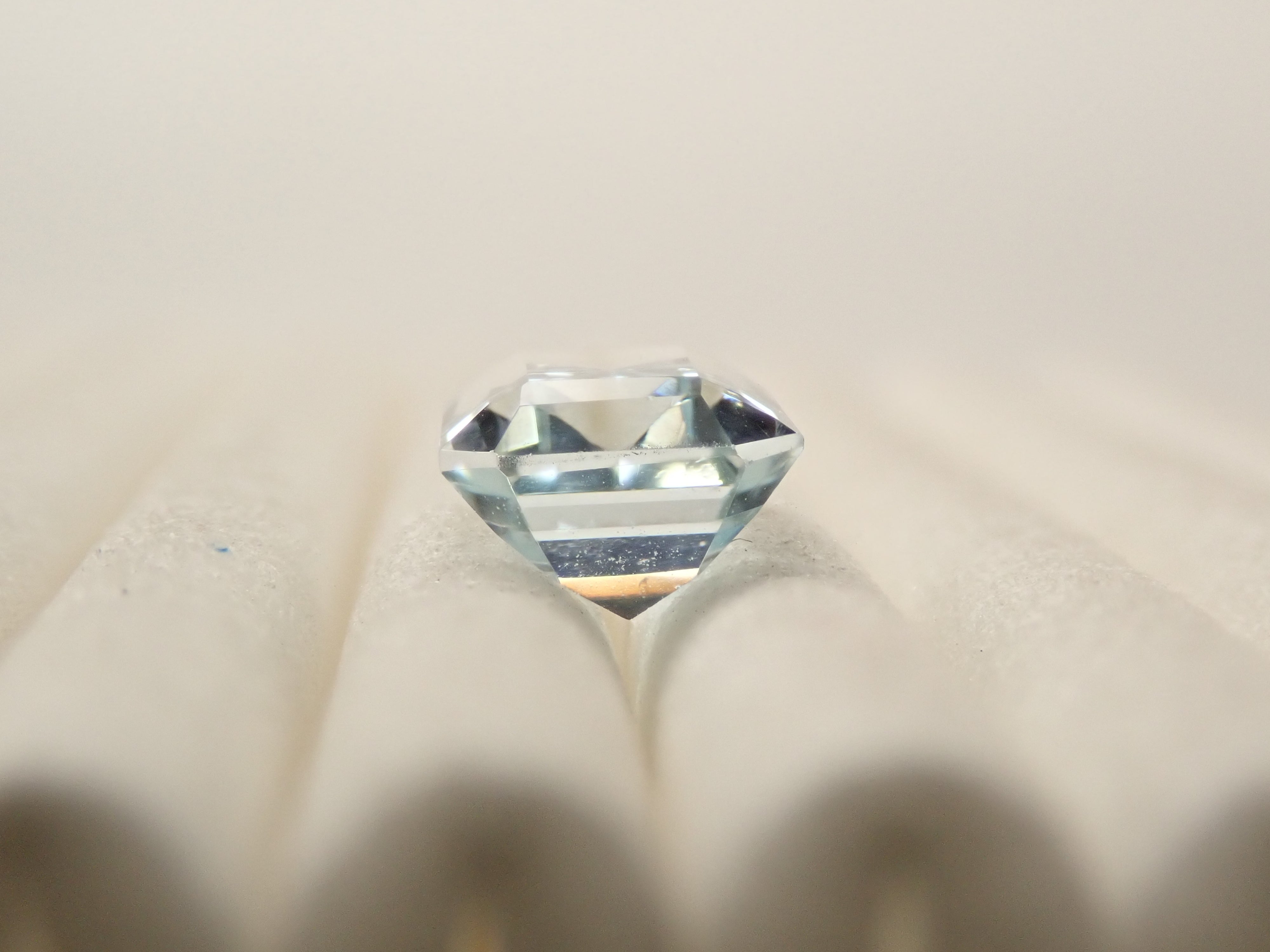 ブラジル産バイカラートパーズ 1.317ctルース