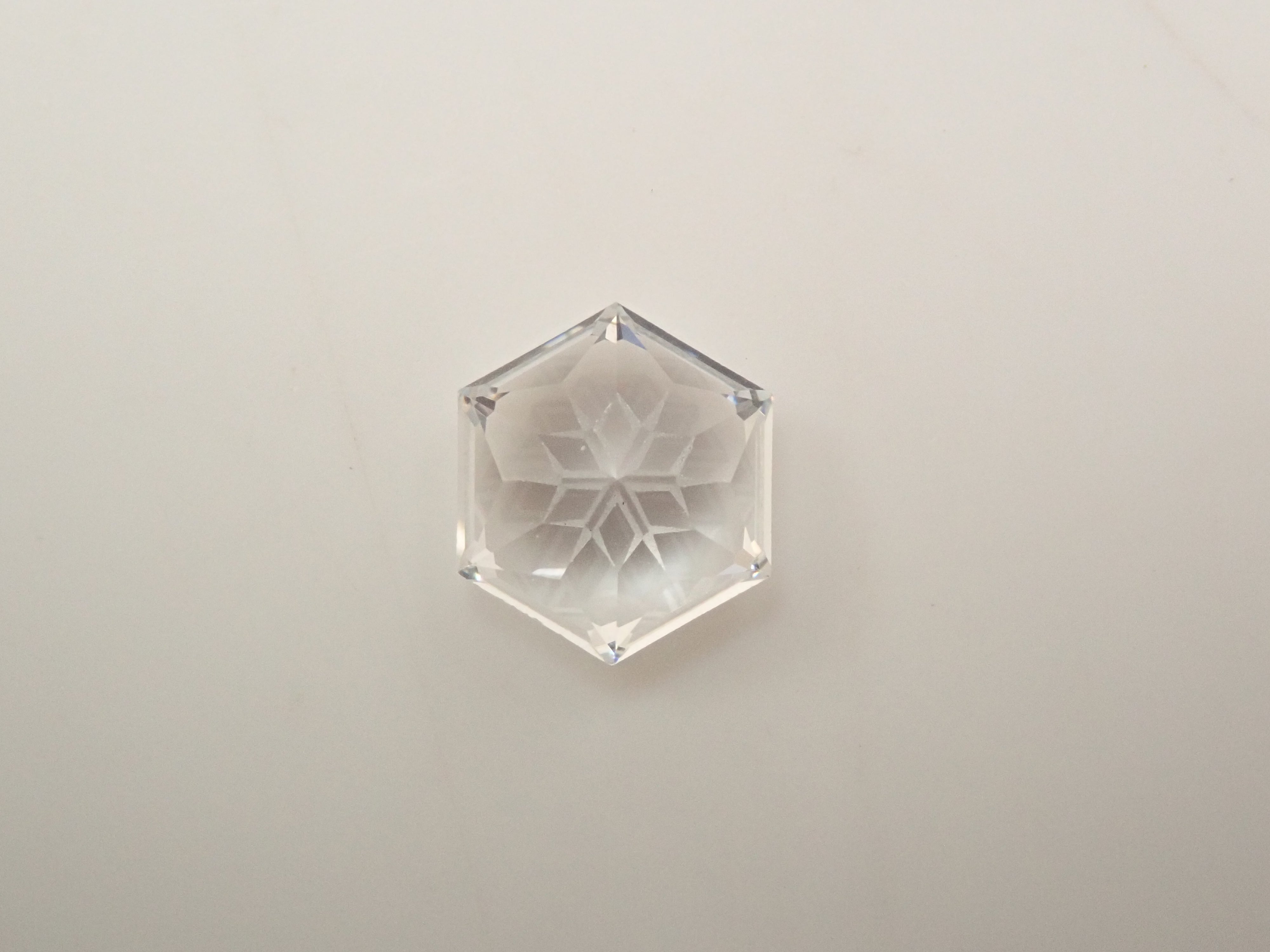 【ゆきんこカット】YAG(イットリウムアルミニウムガーネット) 1.391ctルース 鑑別書