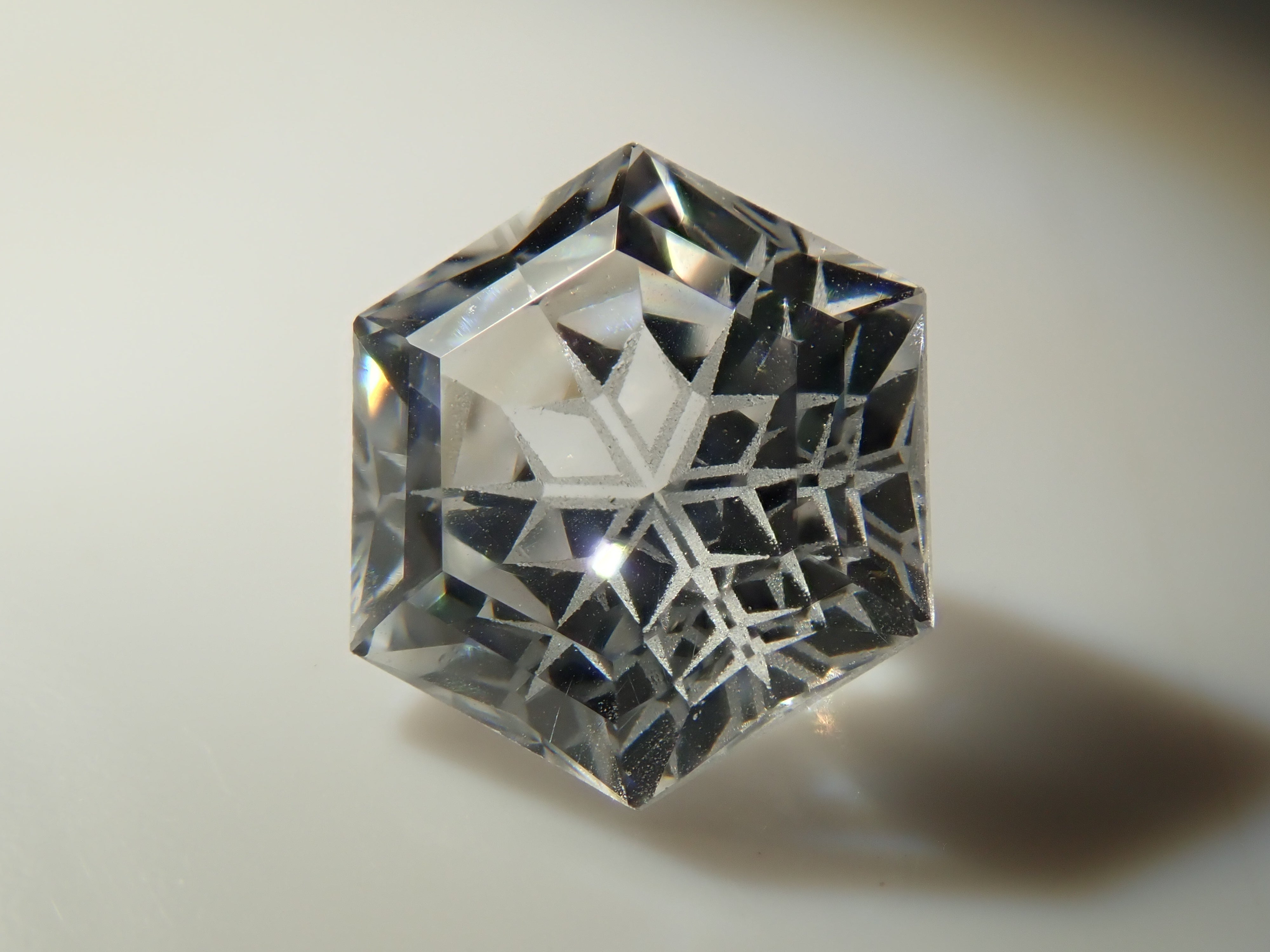 【ゆきんこカット】YAG(イットリウムアルミニウムガーネット) 1.391ctルース 鑑別書