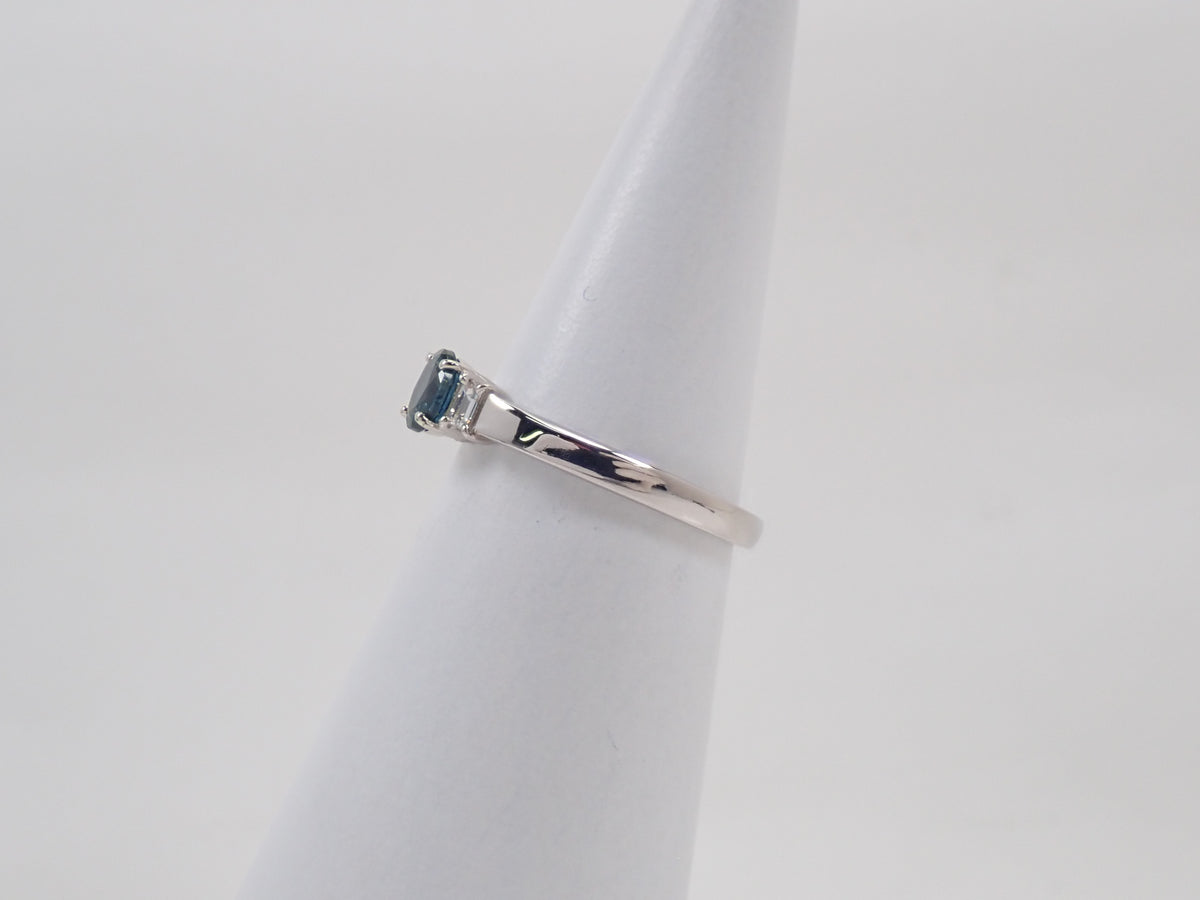 【9/24 22時販売】【カラフリ】Pt900 ティールグリーンサファイア 0.46ct ダイヤモンド0.10ctリング鑑別書