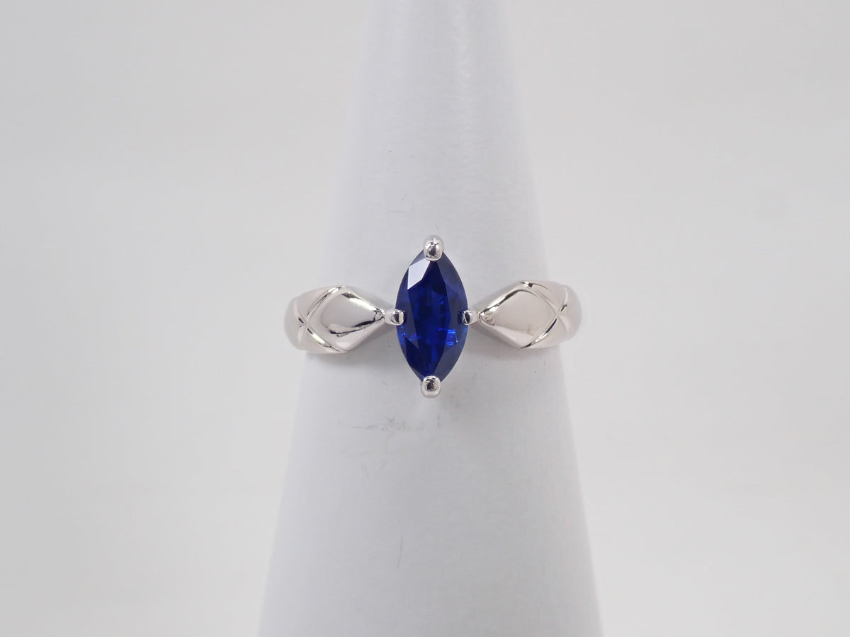 Pt900 ロイヤルブルーサファイア 0.84ct リング鑑別書