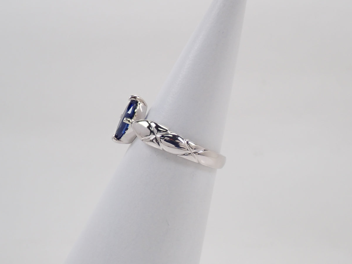 Pt900 ロイヤルブルーサファイア 0.84ct リング鑑別書