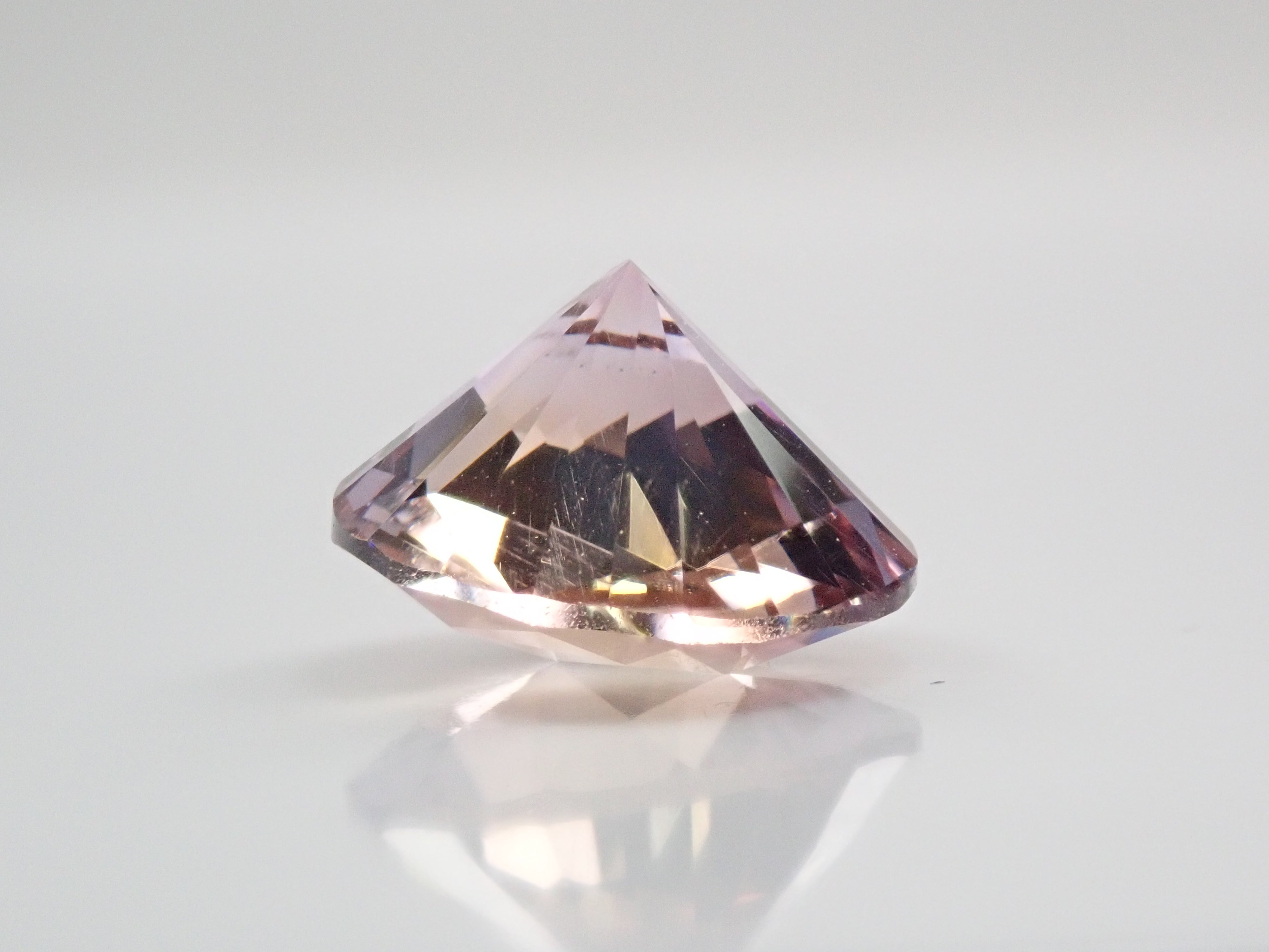 【12546025更新】ミャンマー産スターペリドット 5.973ctルース