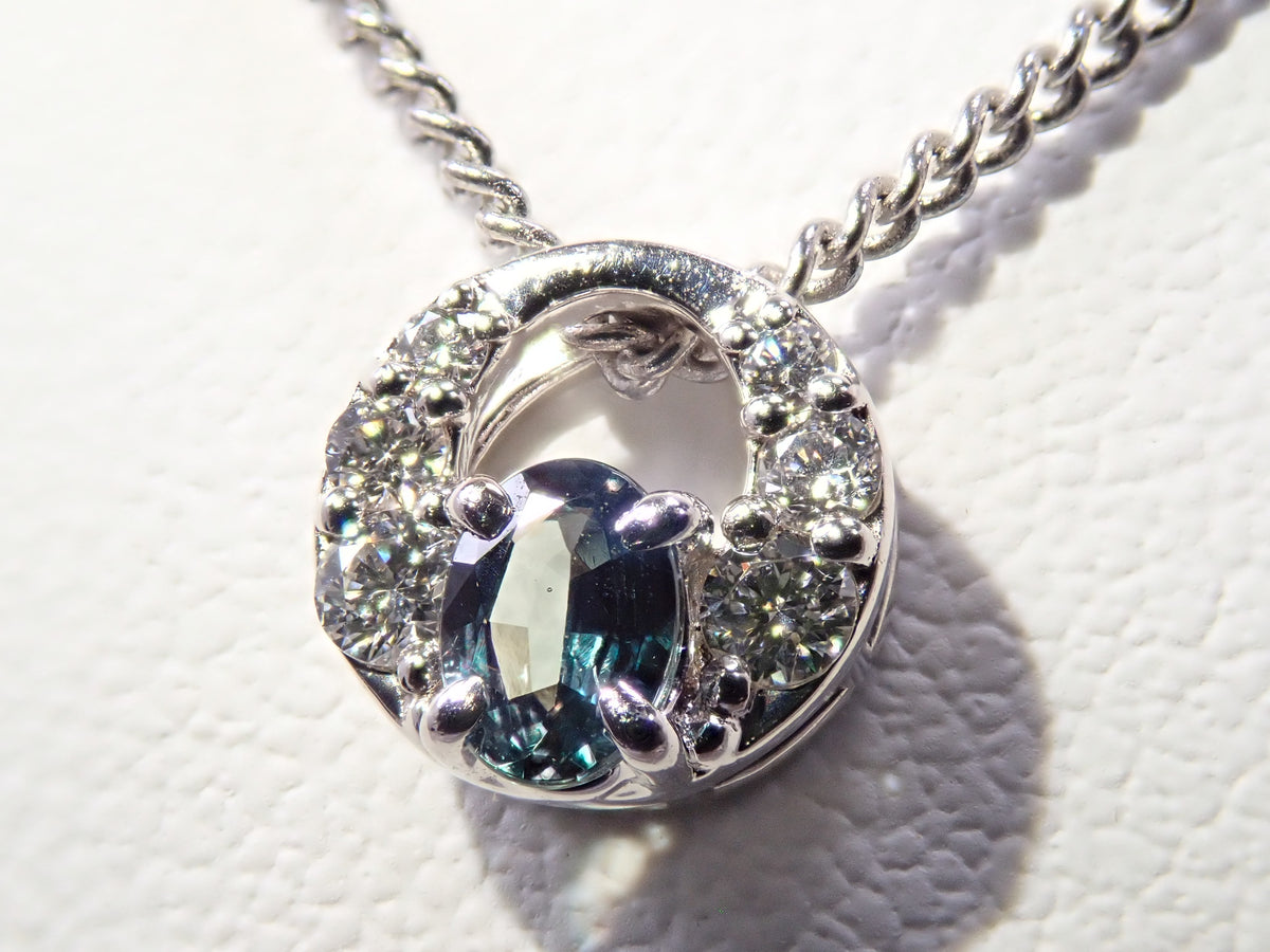 【9/30 22時販売】【カラフリ】Pt900 アレキサンドライト0.15ct・ダイヤモンド0.08ctペンダントトップ(ネックレストップ)鑑別書