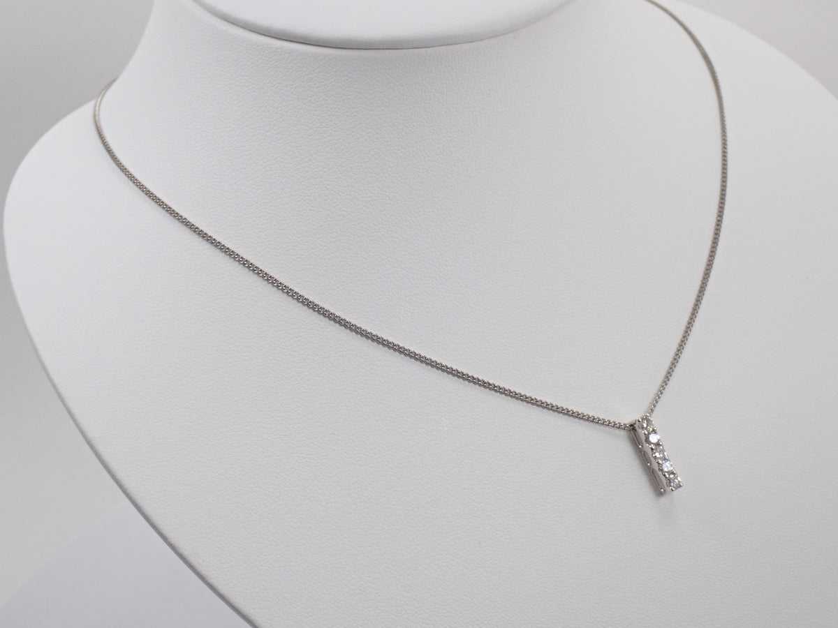 【9/28 22時販売】【カラフリ】K18WG ダイヤモンド 0.5ct ペンダントトップ(ネックレストップ)鑑別書