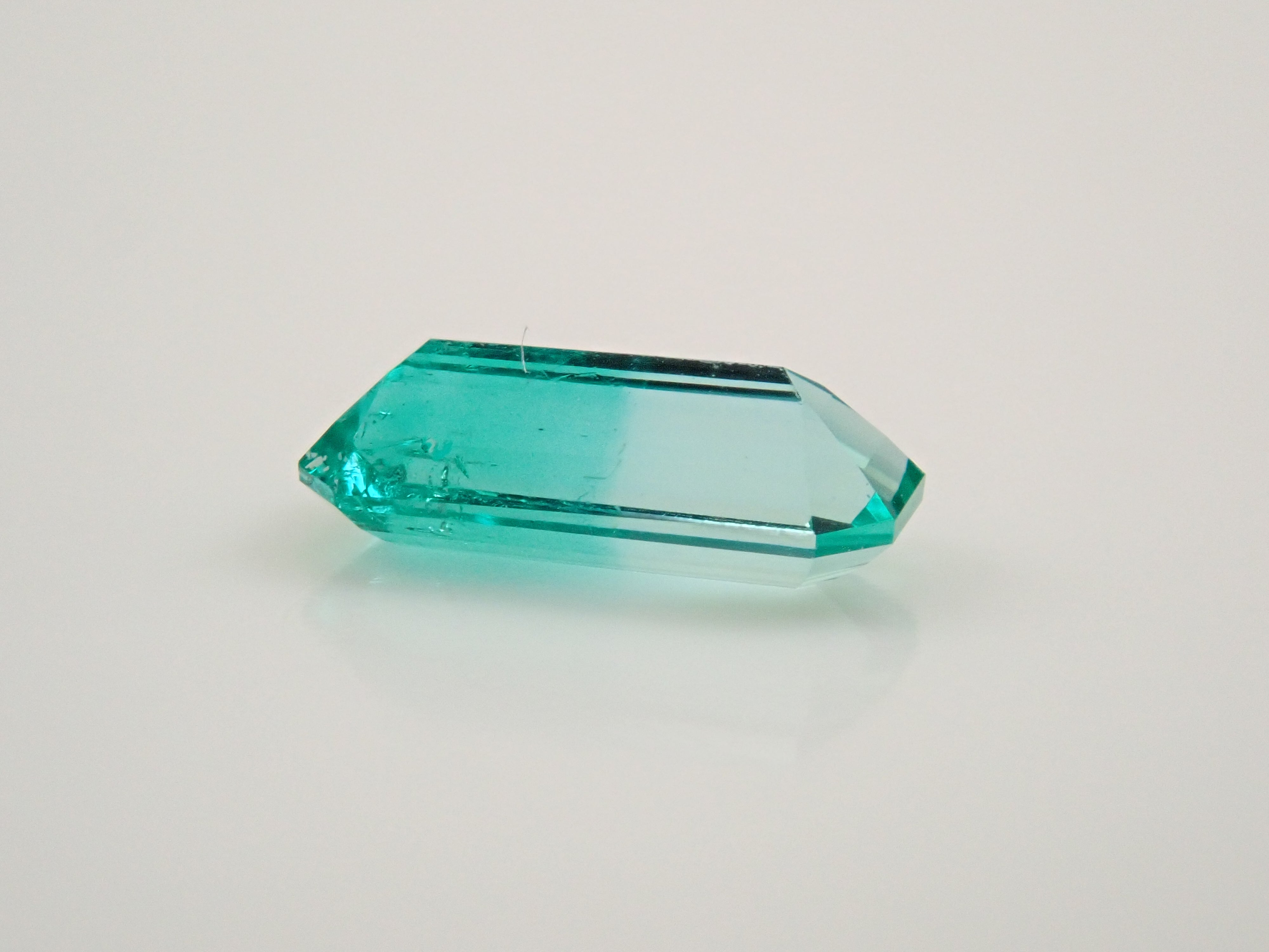 【12558208掲載】コロンビア産エメラルド 0.274ctルース