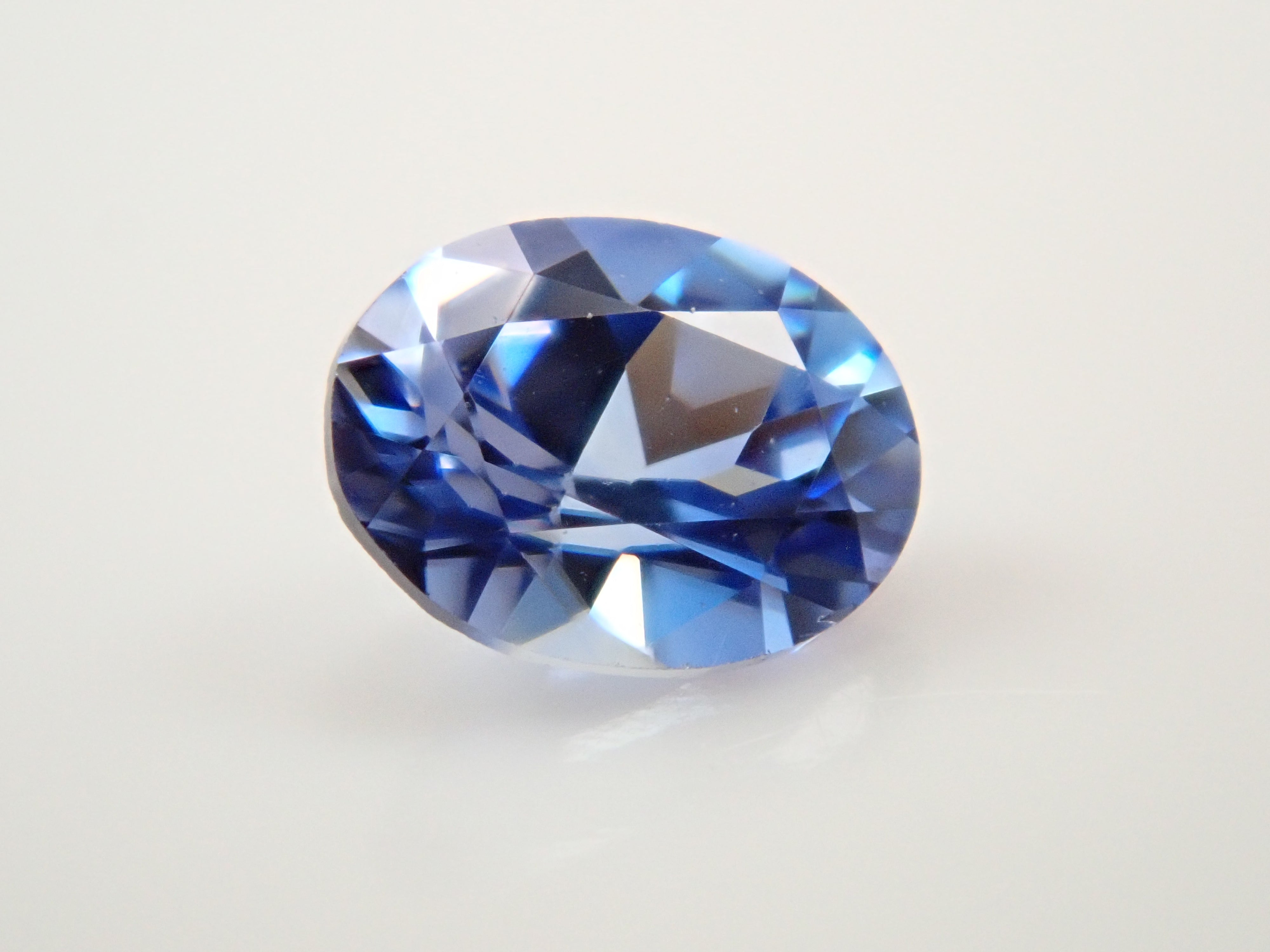 【12558080掲載】ベニトアイト 0.188ctルース