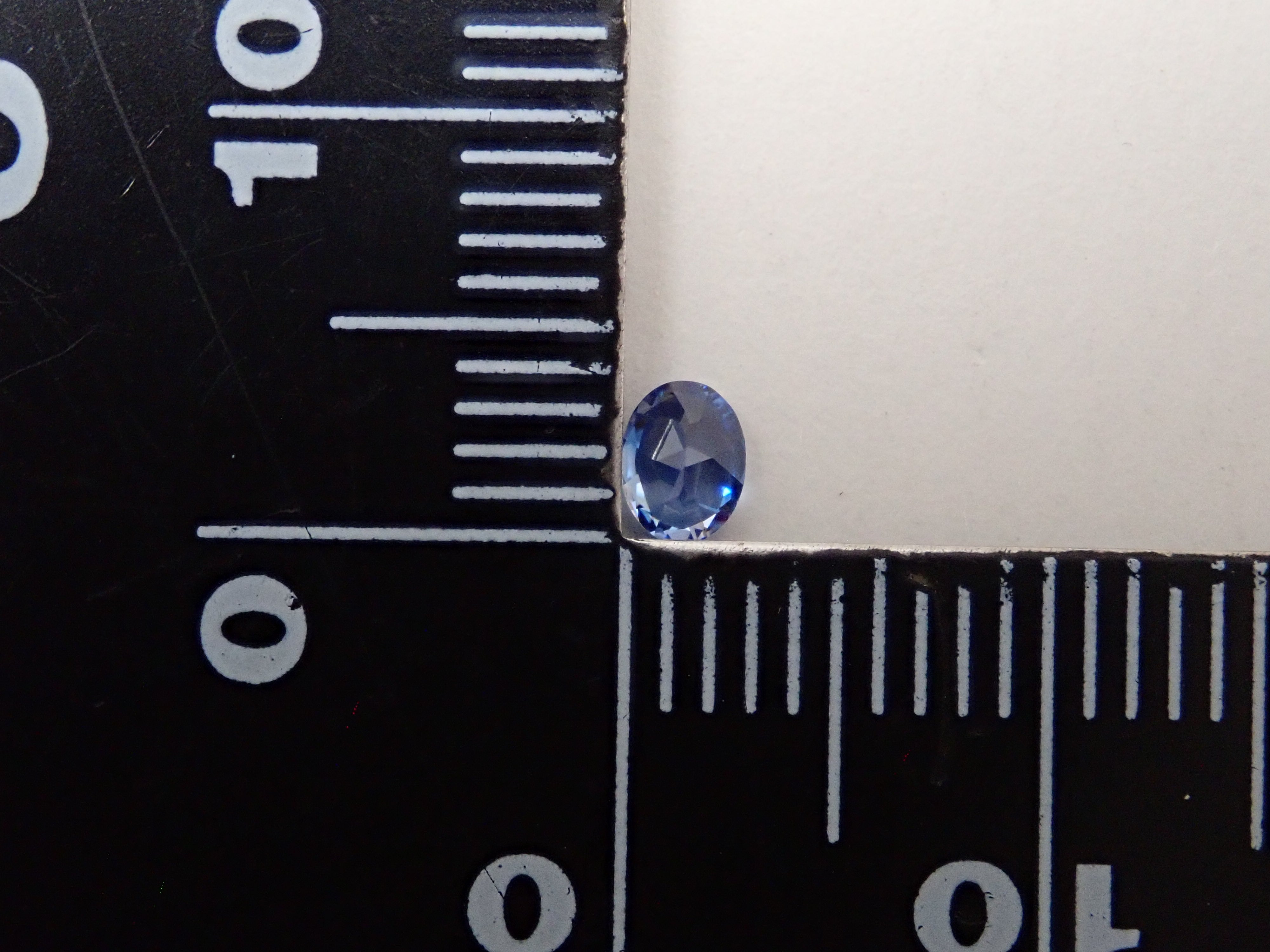 【12558080掲載】ベニトアイト 0.188ctルース