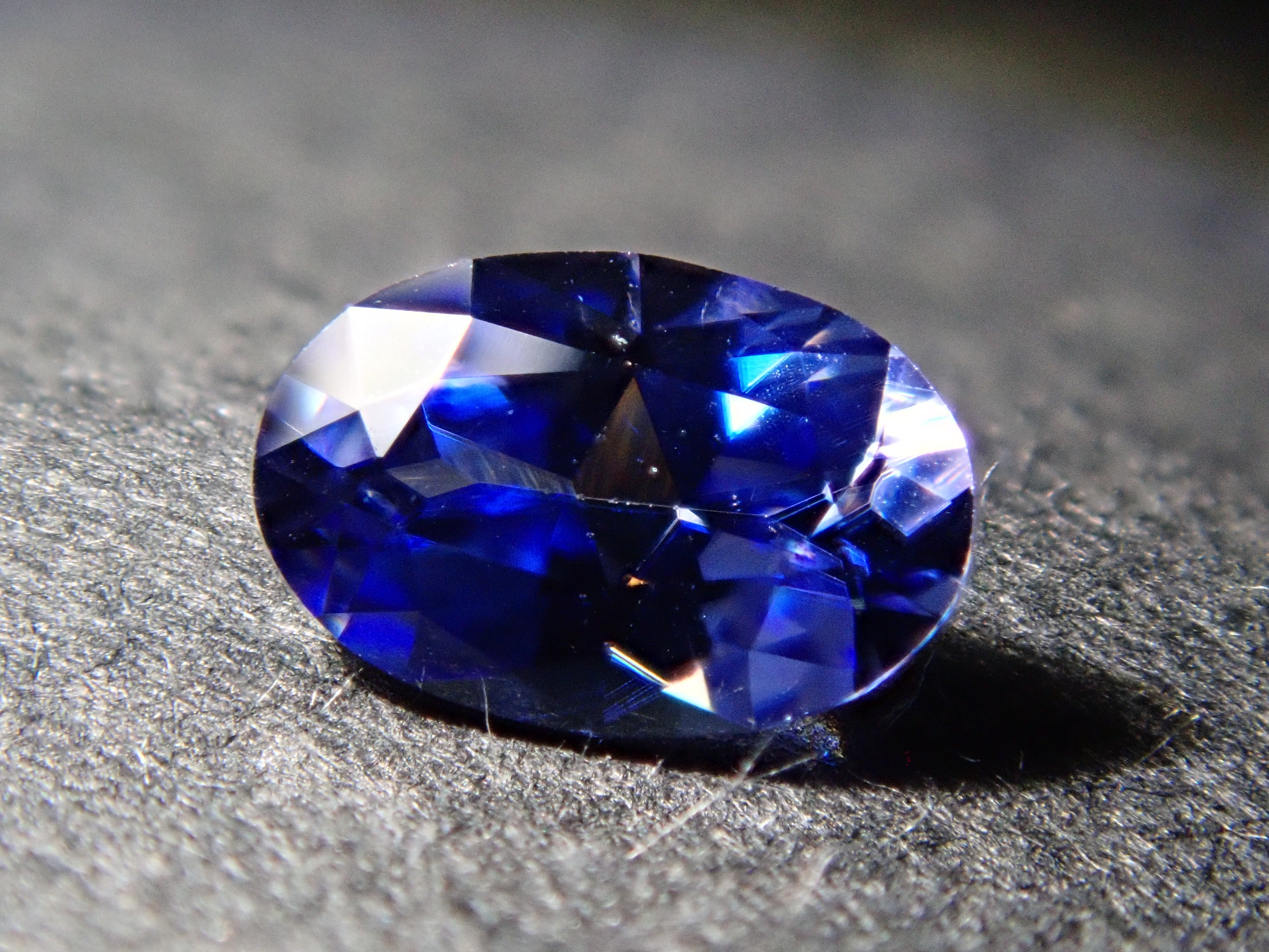 【12558089掲載】ベニトアイト 0.257ctルース