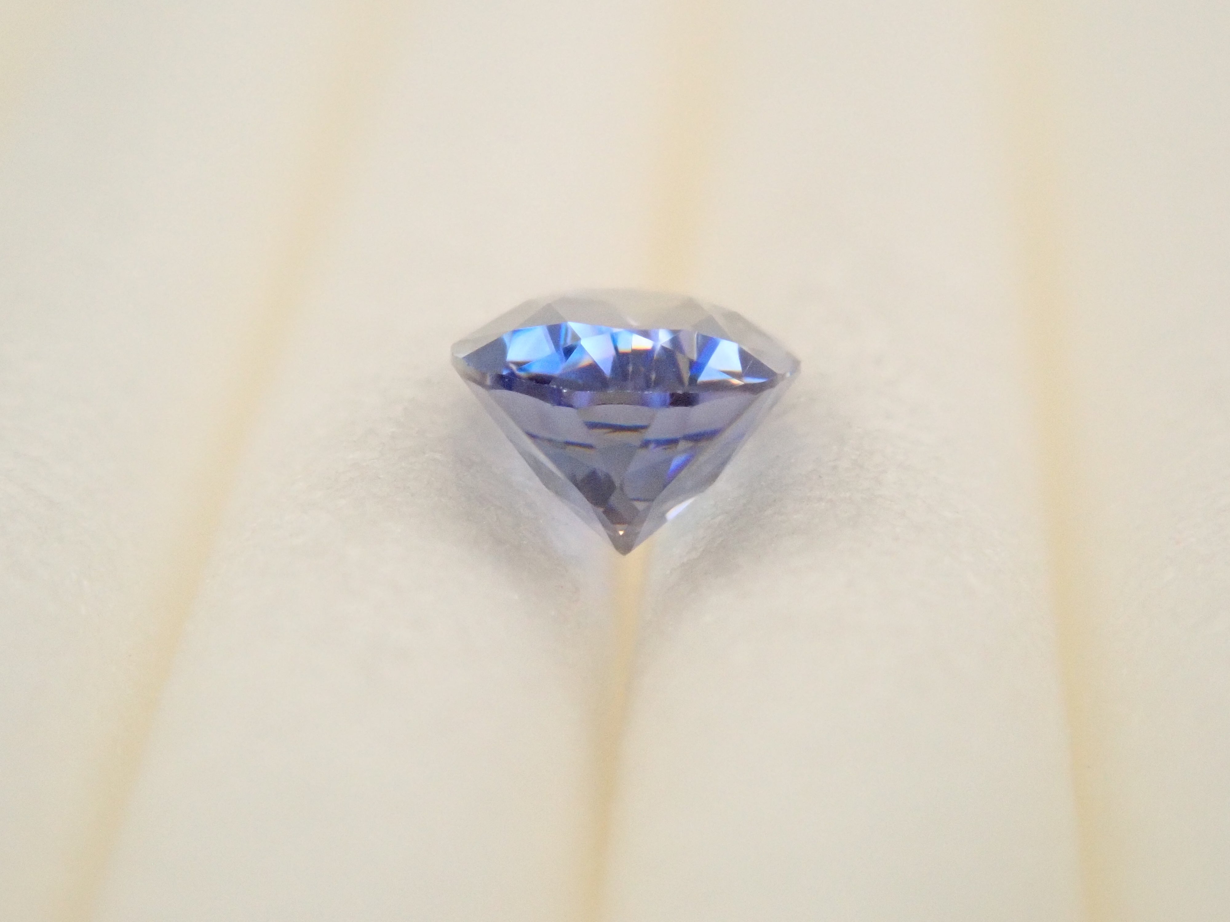 【12558089掲載】ベニトアイト 0.257ctルース