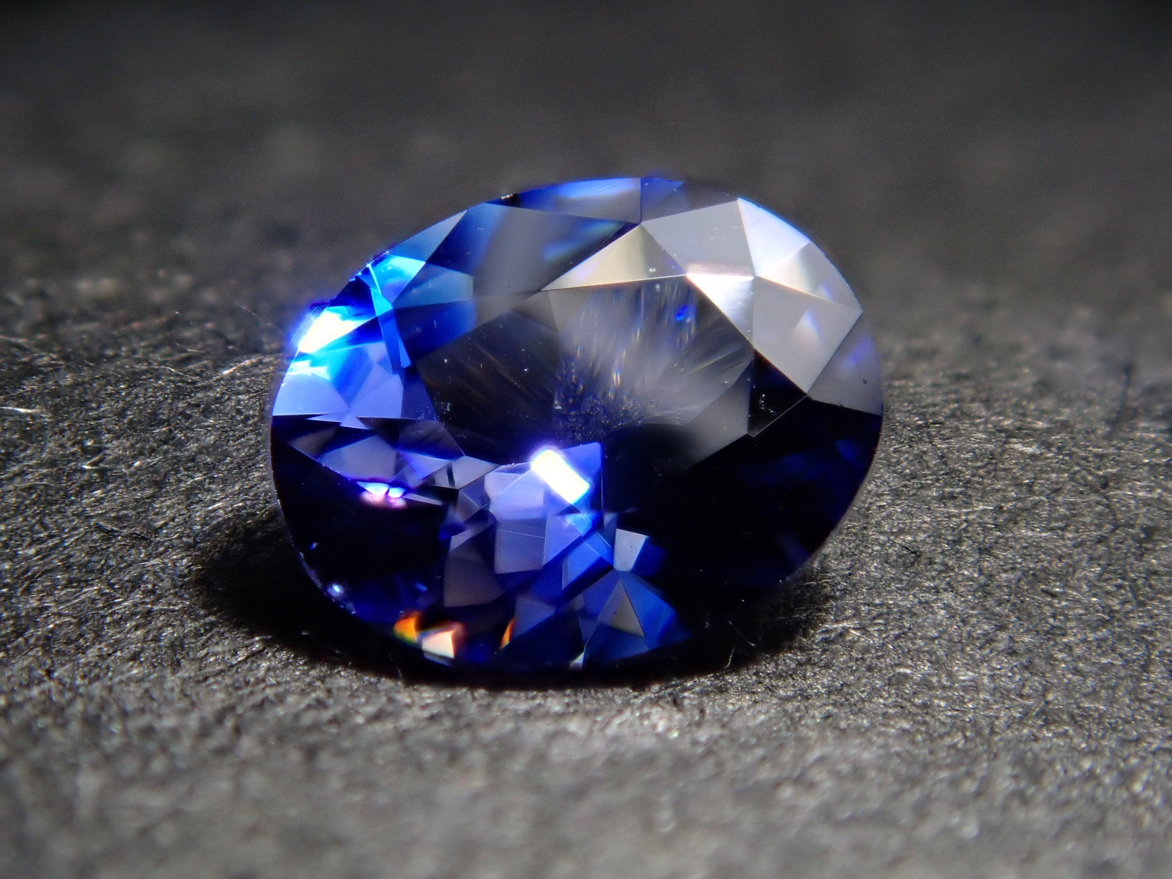 アメリカ産ベニトアイト 0.242ctルース