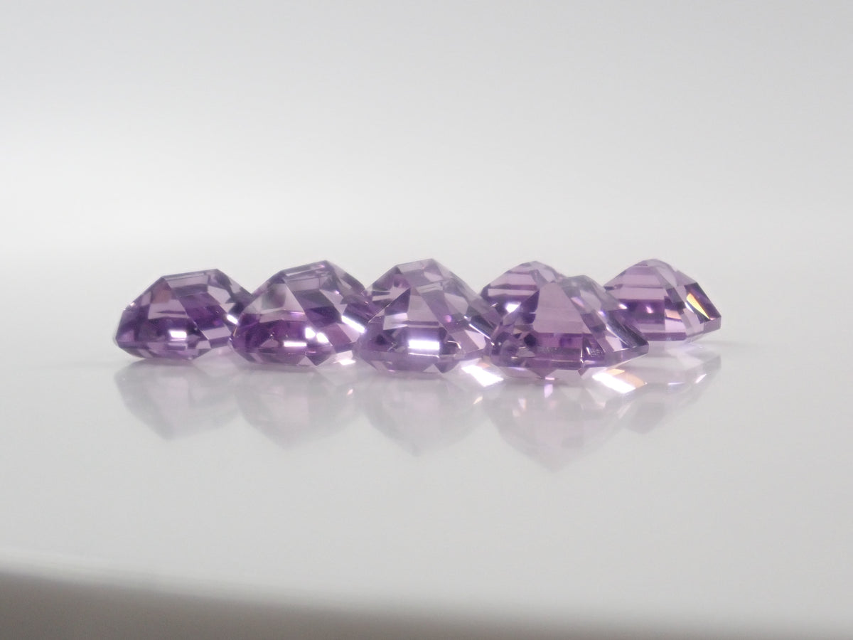【10/2 22時販売】《限定8石》ブラジル産バイカラーアメジストガチャ1石ルース(約9×7mm)《複数購入割引有》