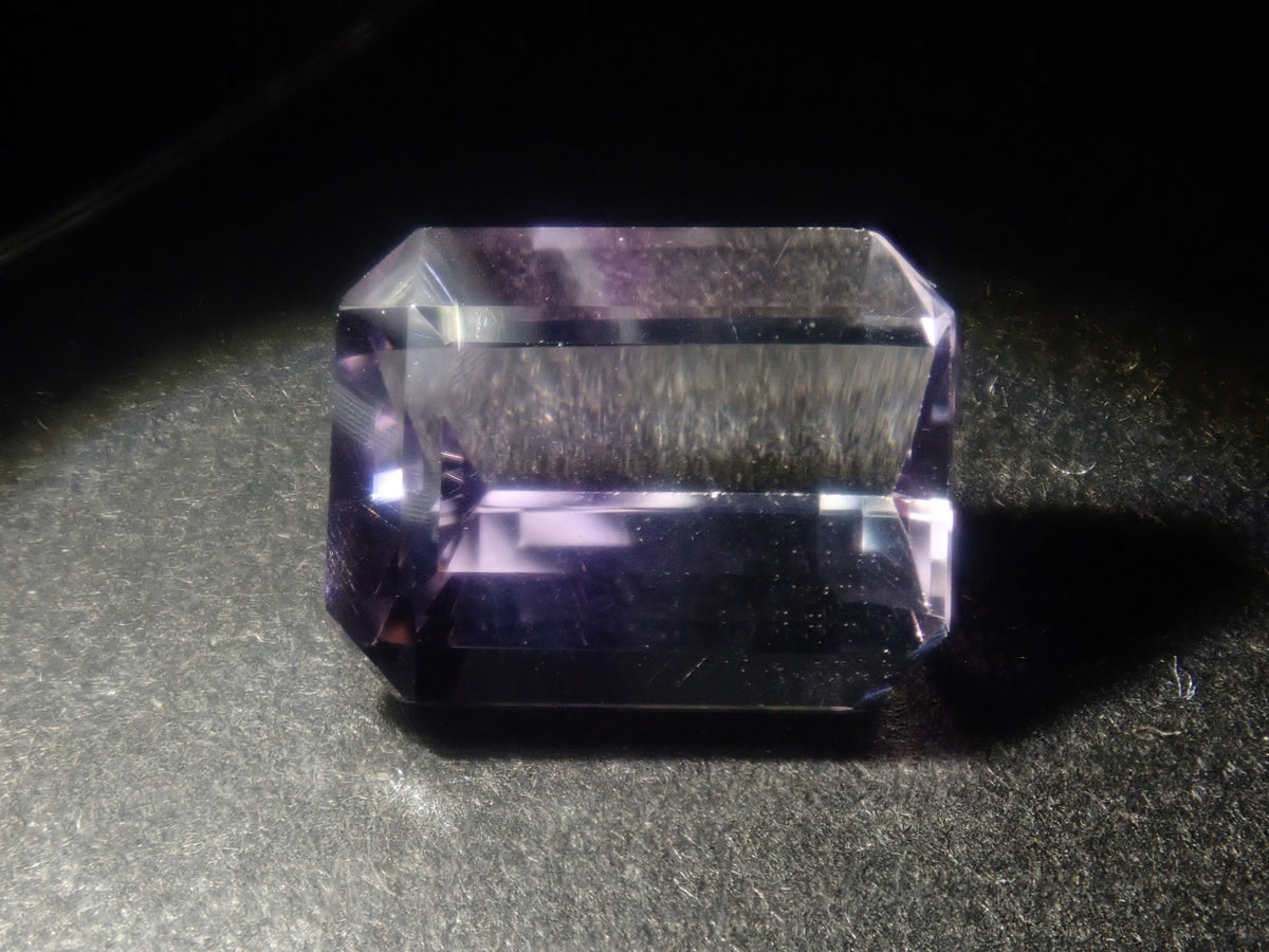【10/2 22時販売】《限定8石》ブラジル産バイカラーアメジストガチャ1石ルース(約9×7mm)《複数購入割引有》