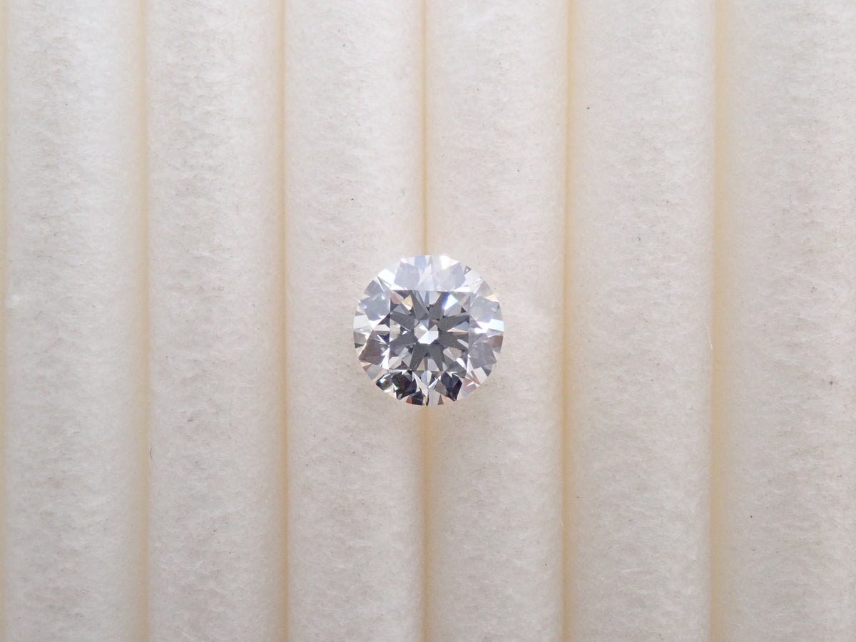 【10/3(土)AM10時〆:抽選販売①_04】ダイヤモンド(H&C) 4.5mm/0.345ctルース(G, VS2, 3Excellent H&C) 中宝鑑