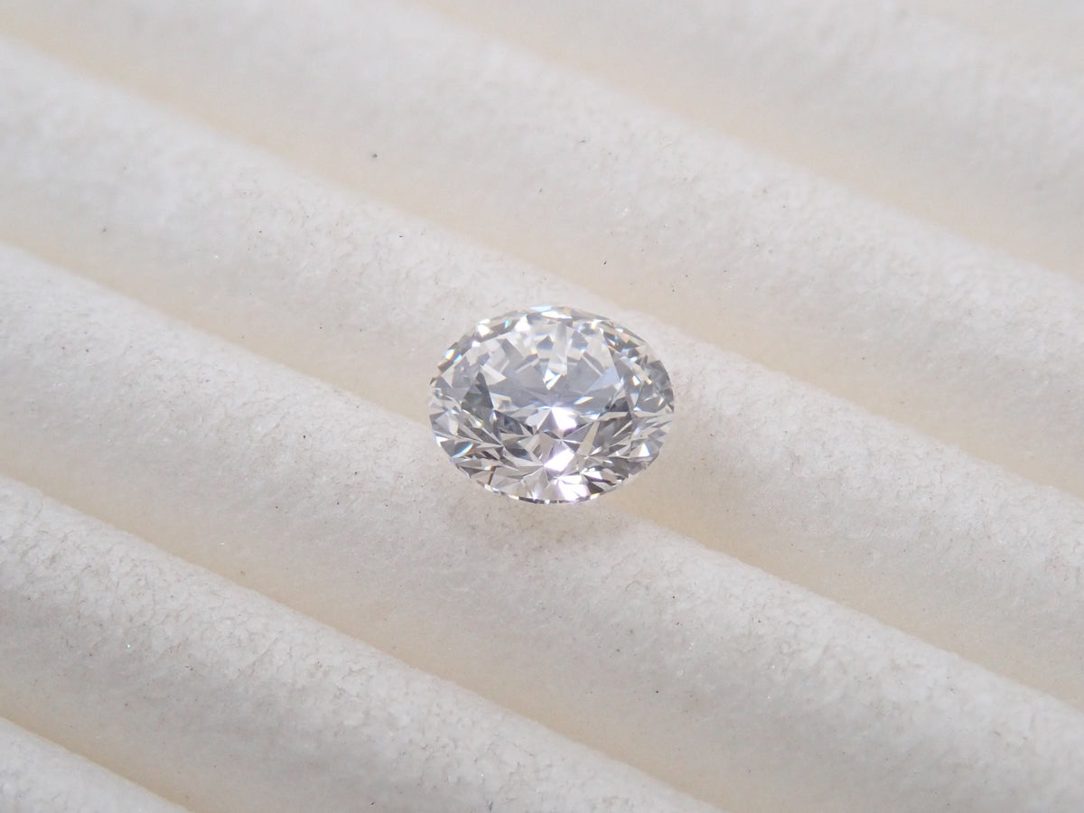 【10/3(土)AM10時〆:抽選販売①_04】ダイヤモンド(H&C) 4.5mm/0.345ctルース(G, VS2, 3Excellent H&C) 中宝鑑