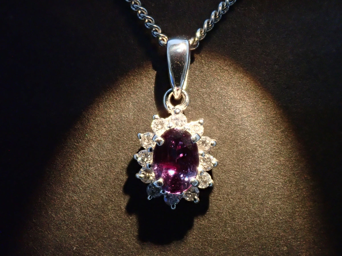 【9/28 22點開賣】【Colorfly】K18WG 巴西產亞歷山大變色石 0.3ct 鑽石 0.15ct 墜飾(項鍊墜飾)GIA