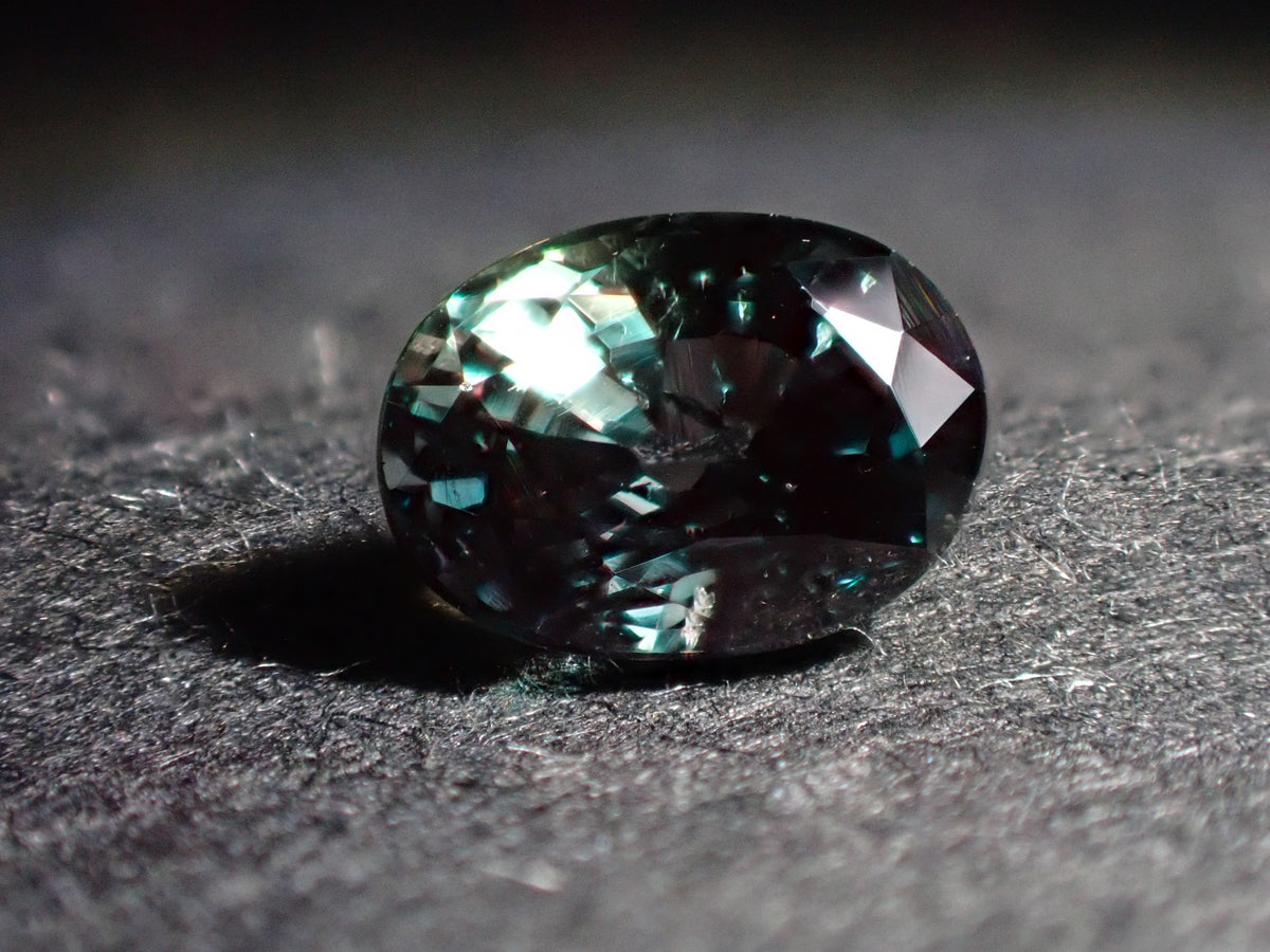 【12564528掲載】ブラジル産アレキサンドライト 0.300ctルース
