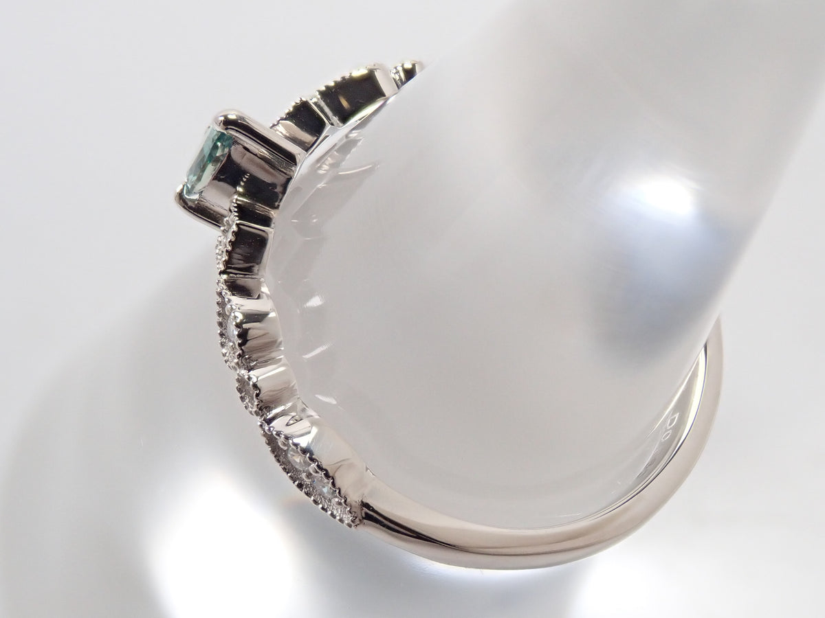 【10/13(火)AM10時〆:抽選販売_06】Pt950 ブラジル産アレキサンドライト(ペアシェイプカット) 0.165ct ダイヤモンド0.060ctリング