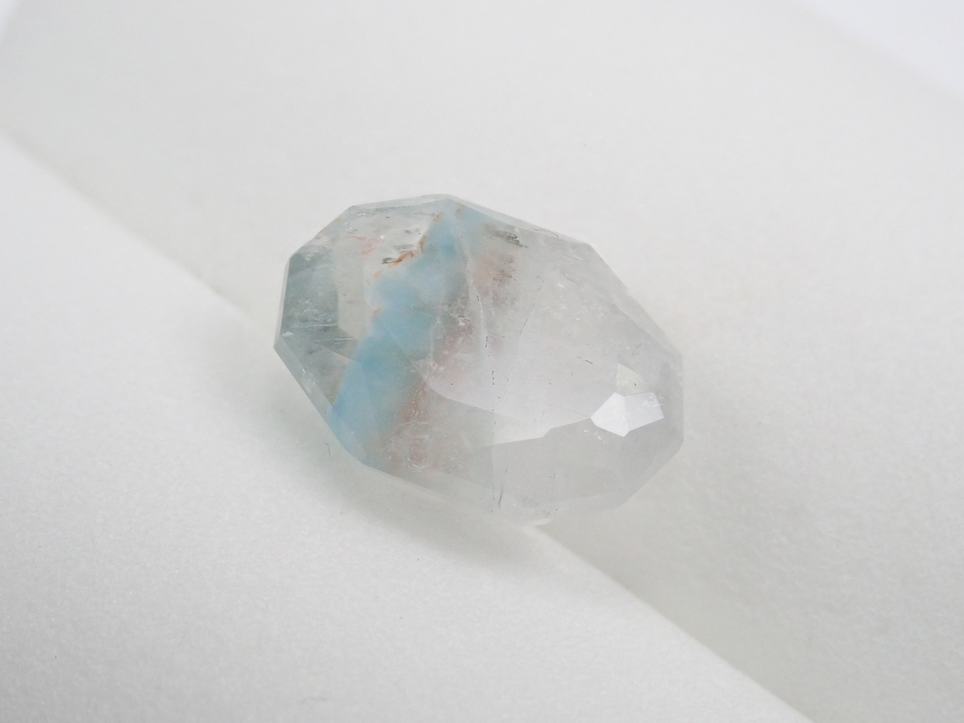 ブラジル産メデューサクォーツ(パライバクォーツ) 3.919ctルース