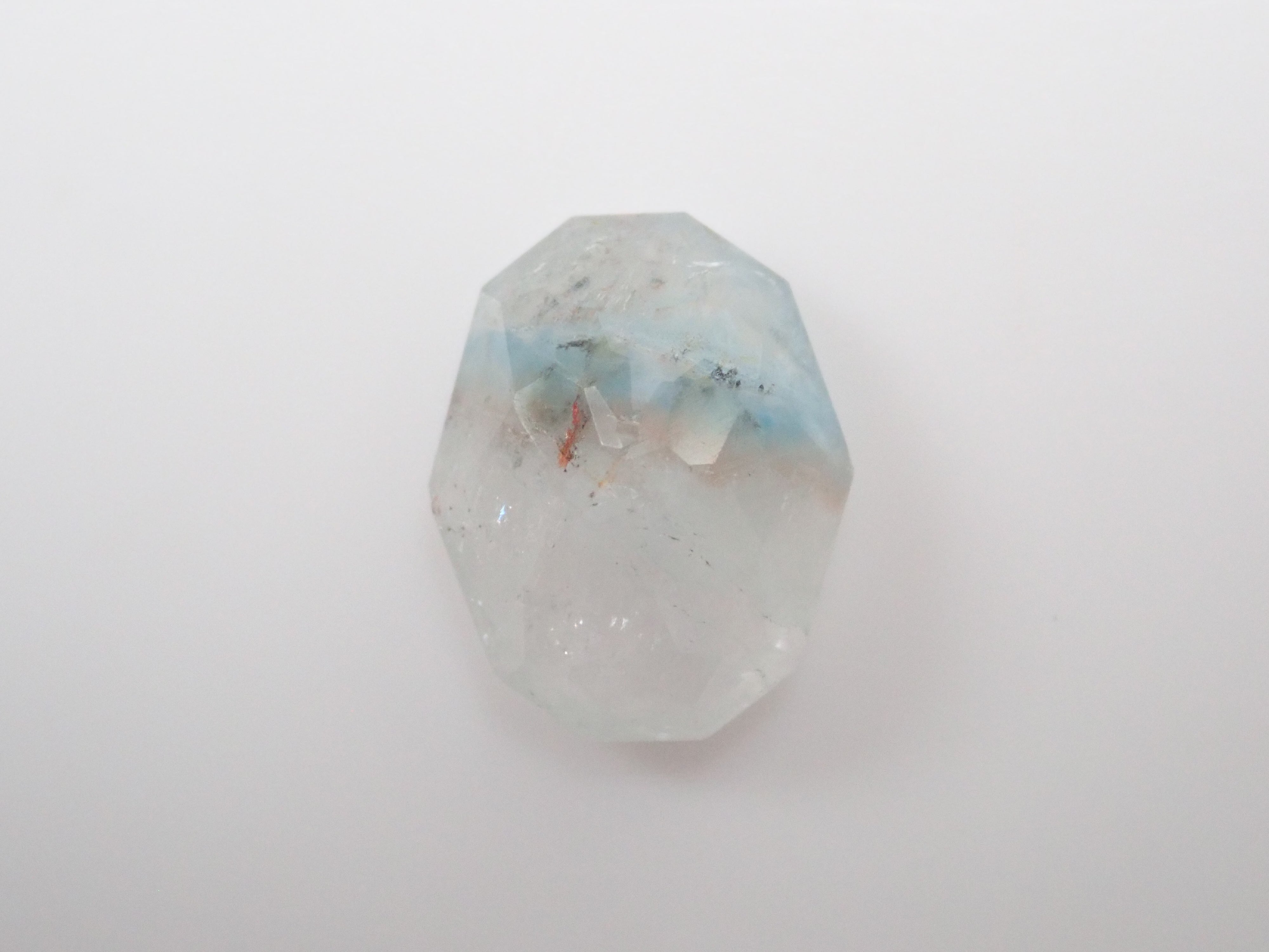 ブラジル産メデューサクォーツ(パライバクォーツ) 3.919ctルース